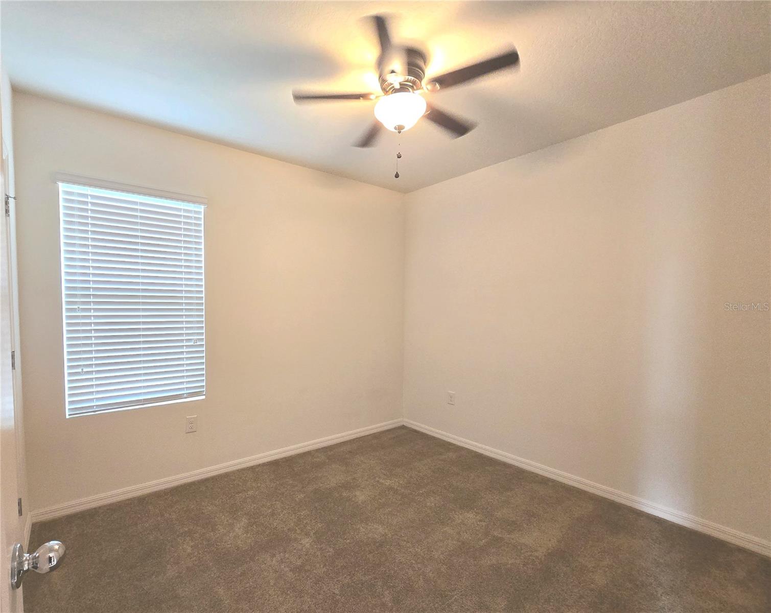 HUNTINGTON DOWNS - Residential