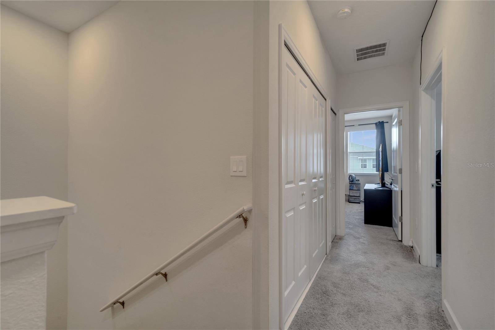 STOREY LAKE 25TH - Residential