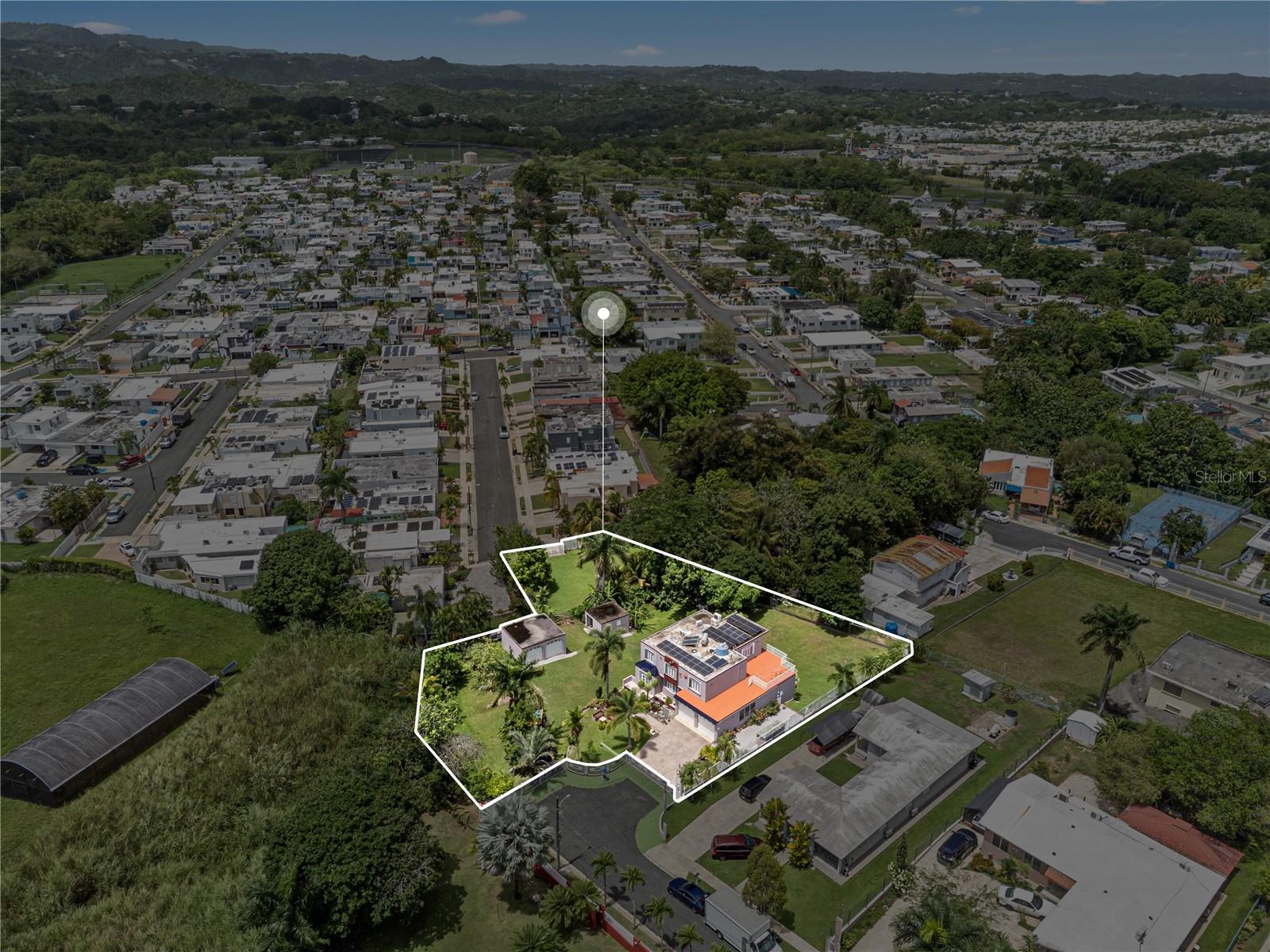 Calle 2 URB BAYAMON HILLS B-14
