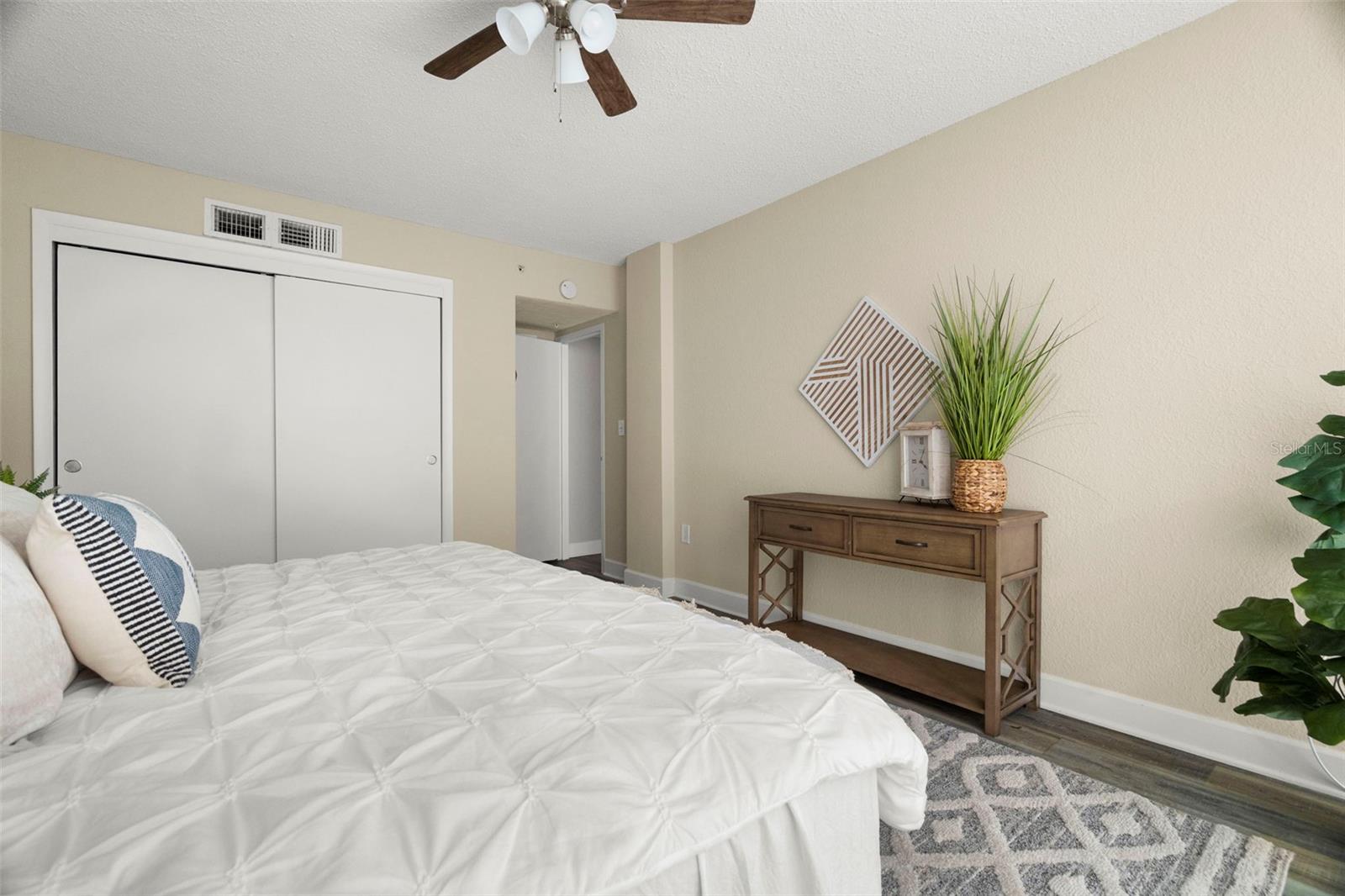 BEACON ON 3RD ST THE - Residential