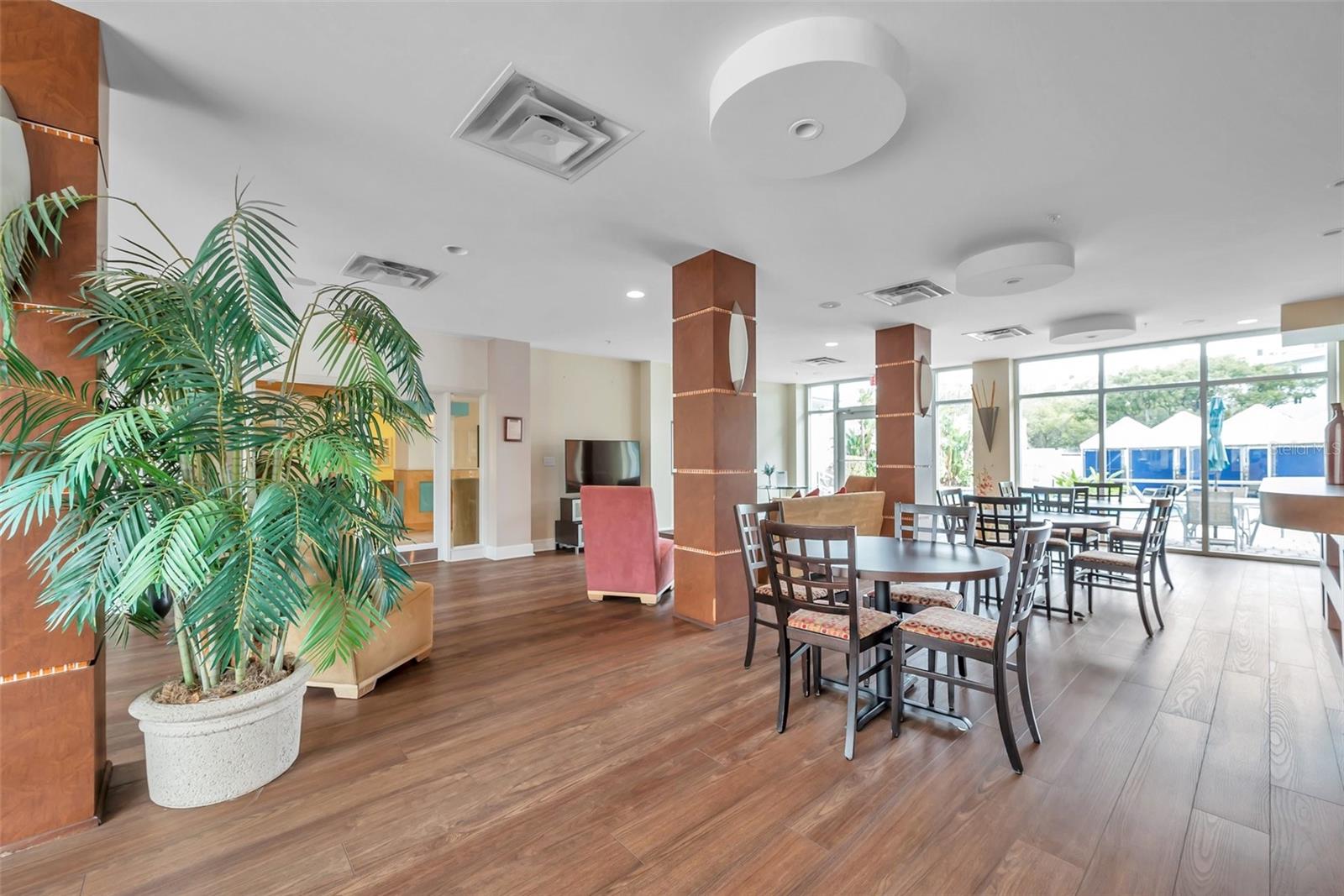 BEACON ON 3RD ST THE - Residential