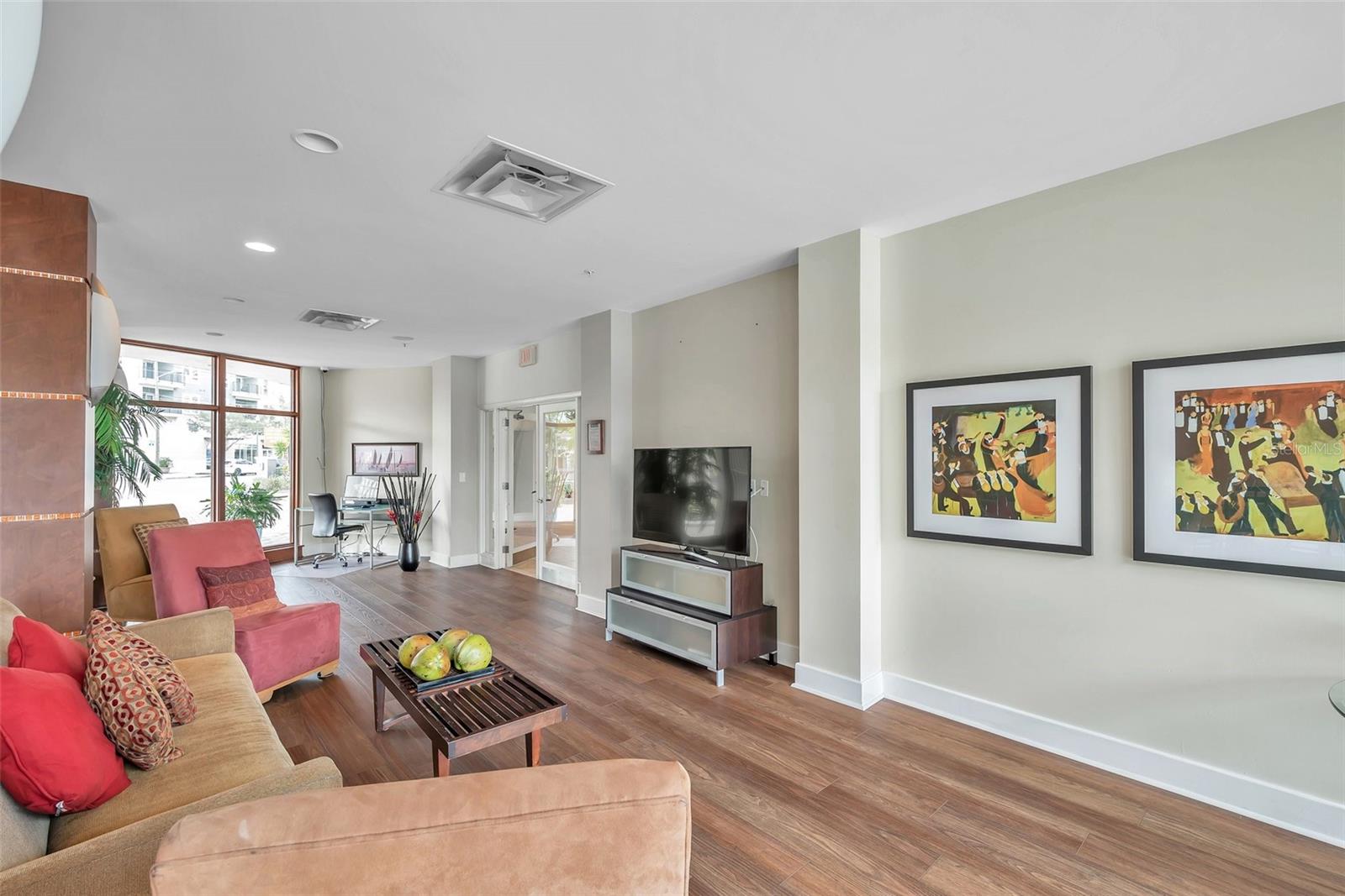 BEACON ON 3RD ST THE - Residential