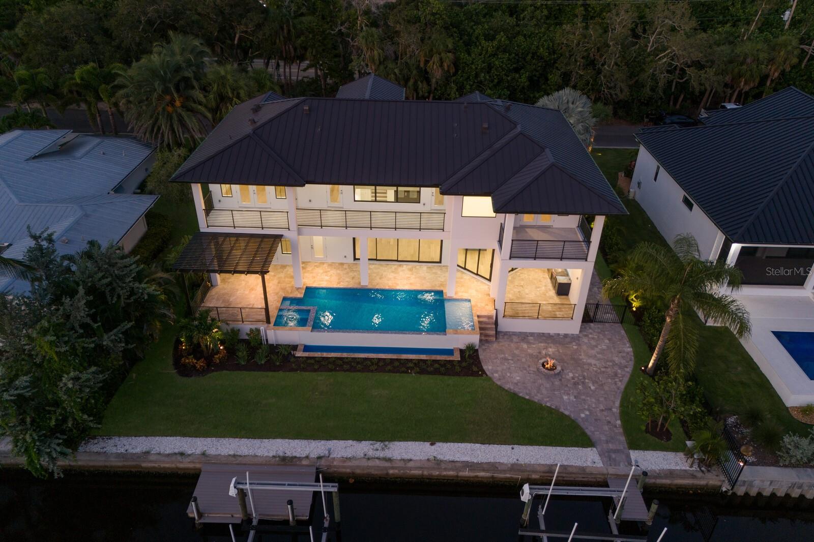 4544 WOODSIDE ROAD