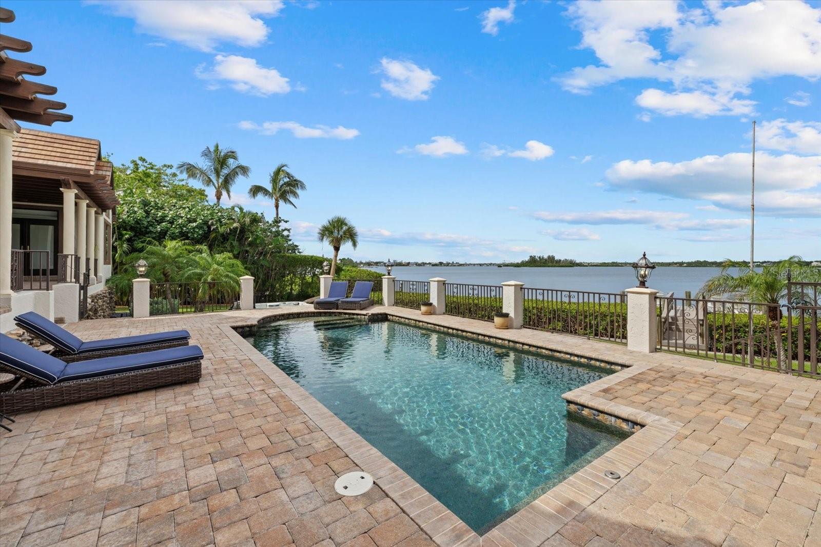 SOUTH COCOANUT BAYOU - Residential