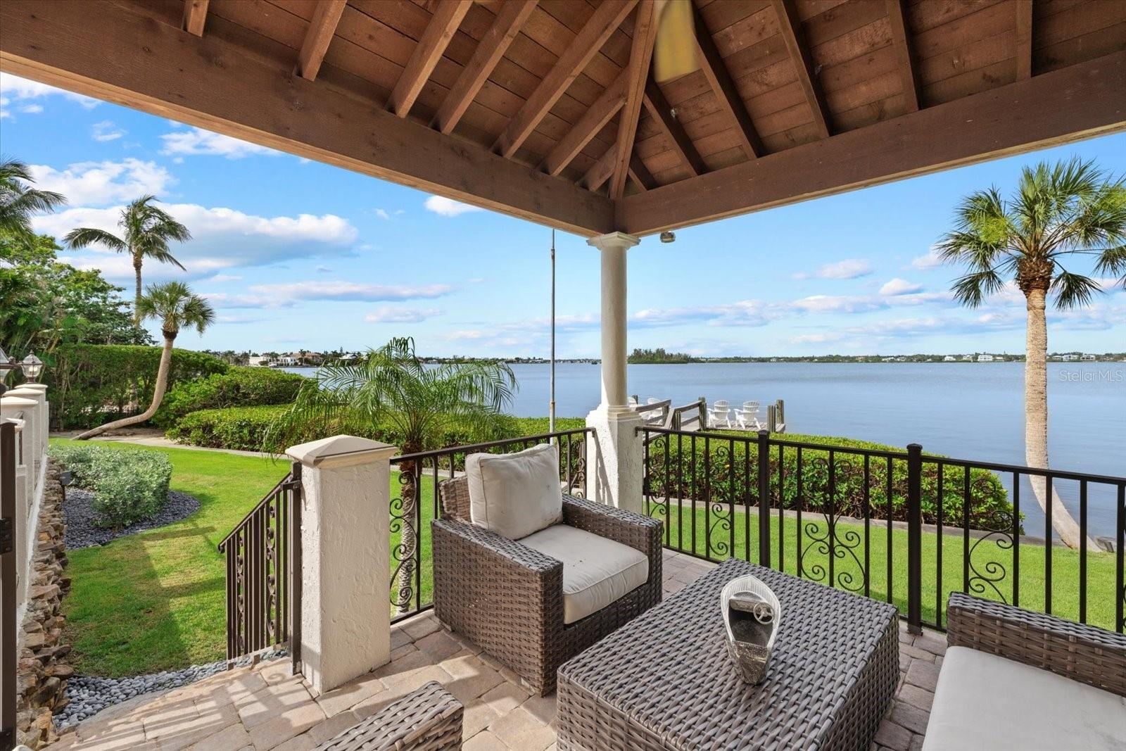 SOUTH COCOANUT BAYOU - Residential
