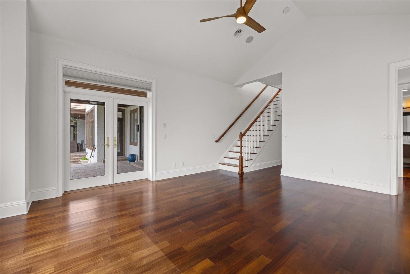 SOUTH COCOANUT BAYOU - Residential