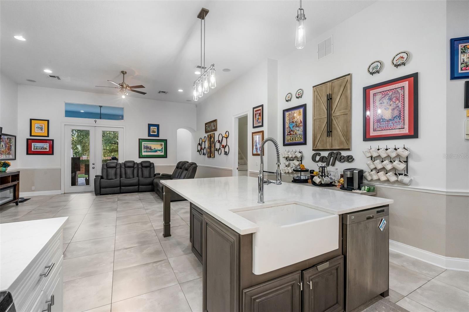 KEENES POINTE - Residential