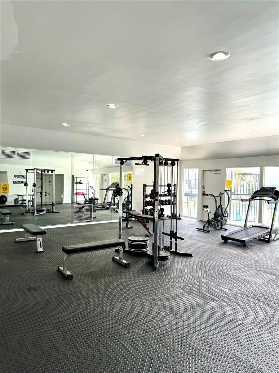 PORTOFINO AT LARGO CONDO - Residential Lease