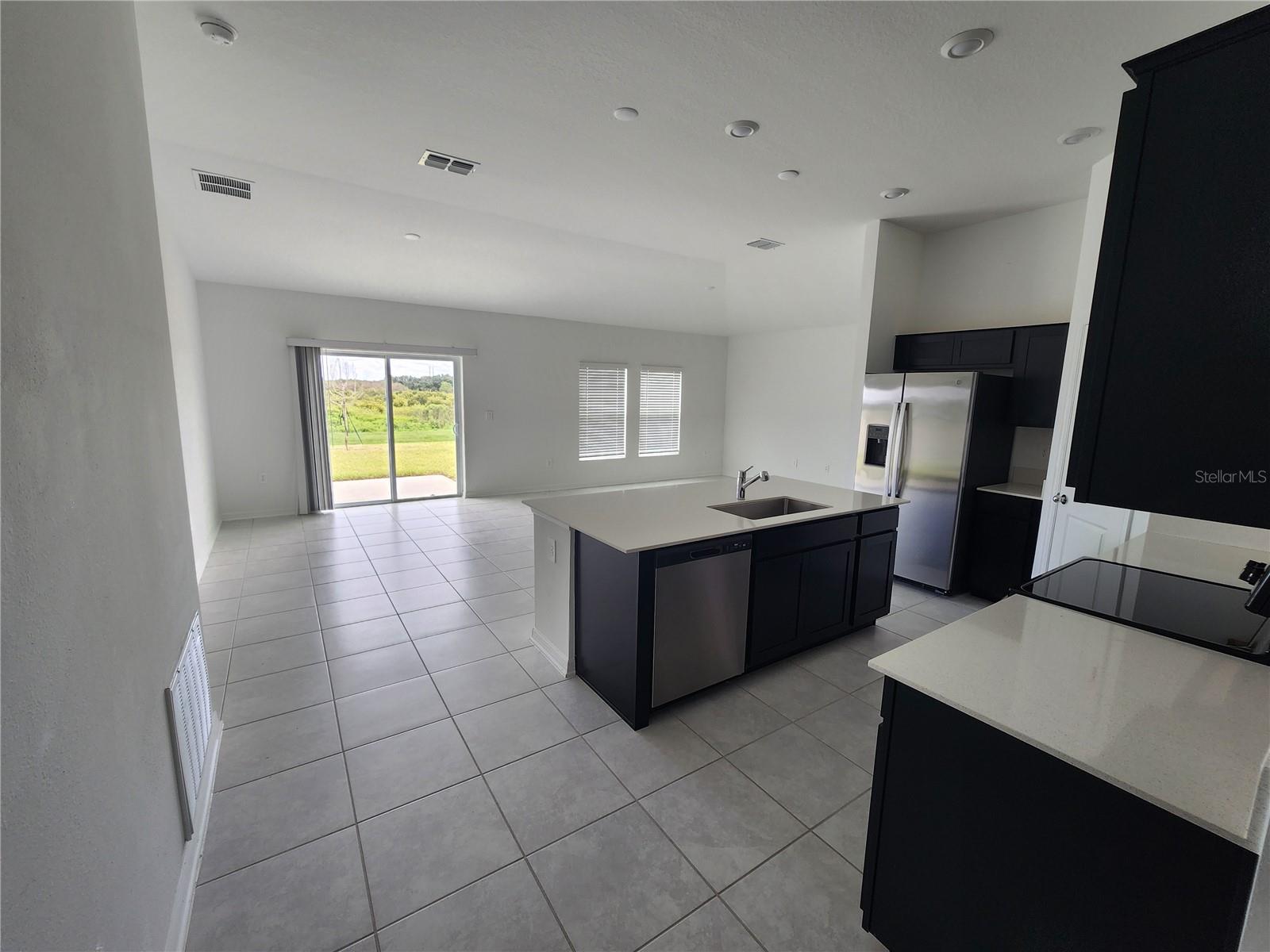 PEACE CRK RESERVE - Residential Lease