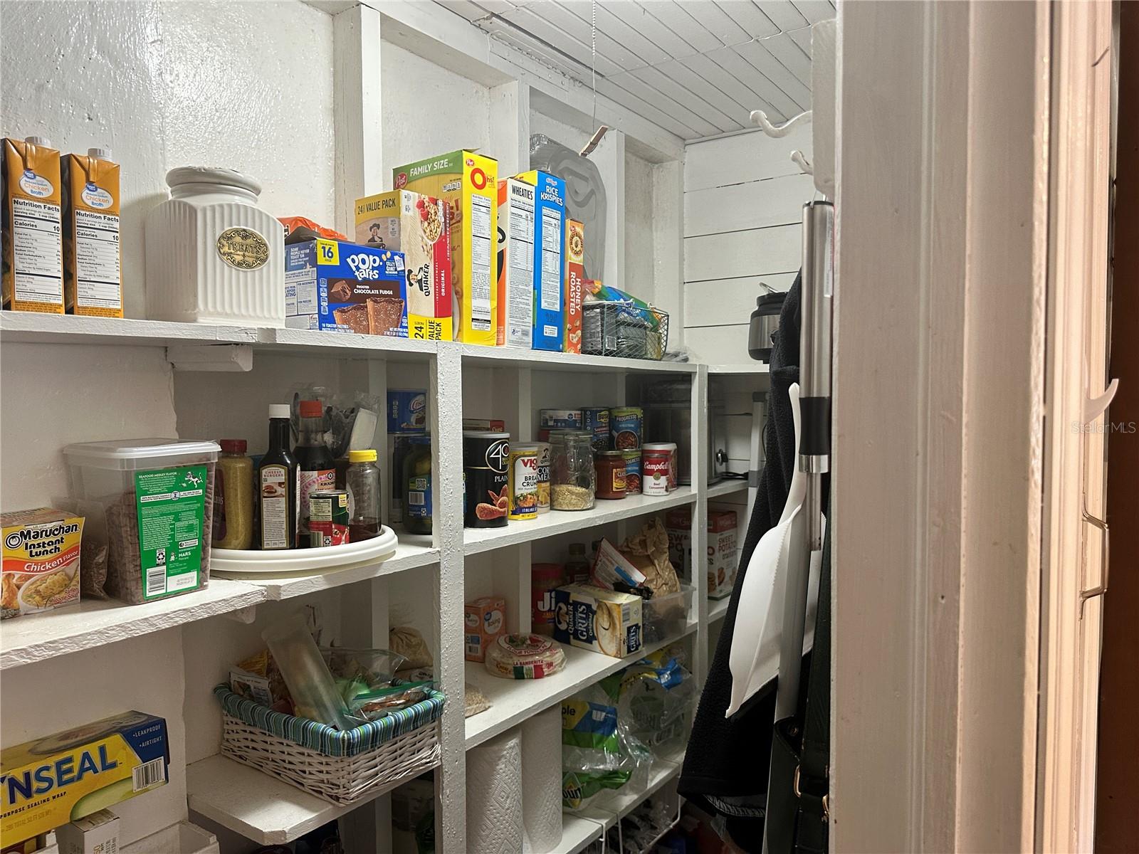 PLANTATION ESTATES UNIT 03 - Residential