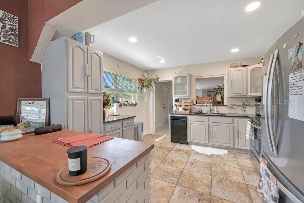 BUDKEY HEIGHTS - Residential