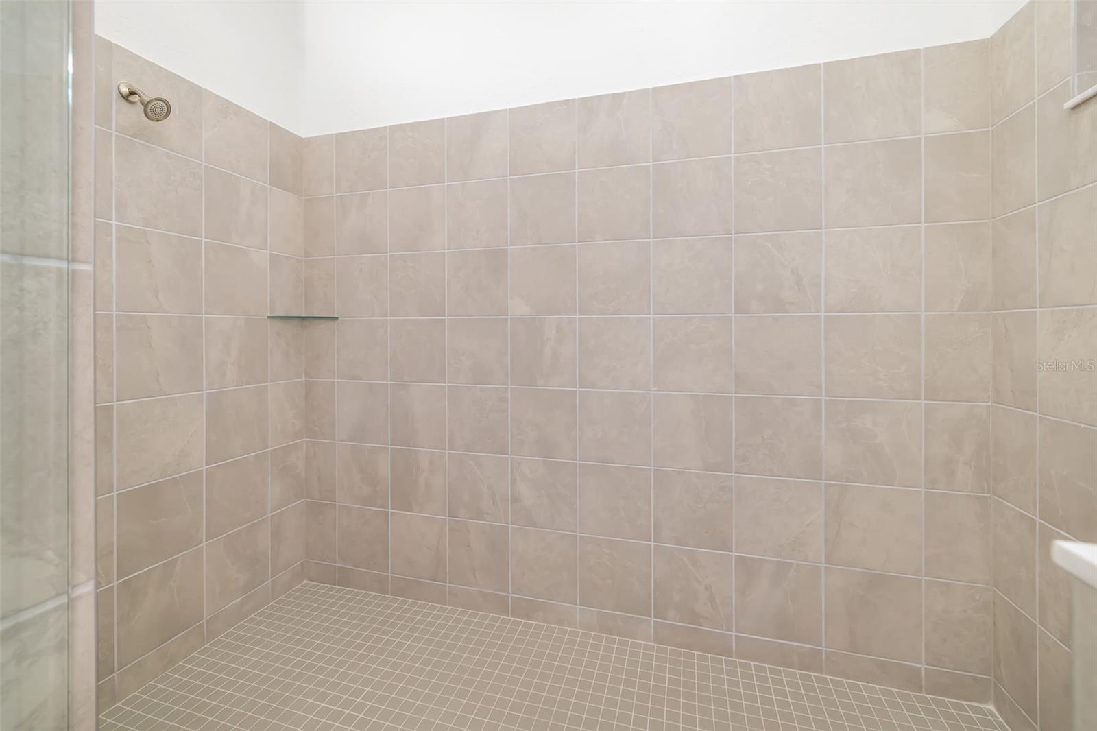 CALUSA COUNTRY CLUB - Residential