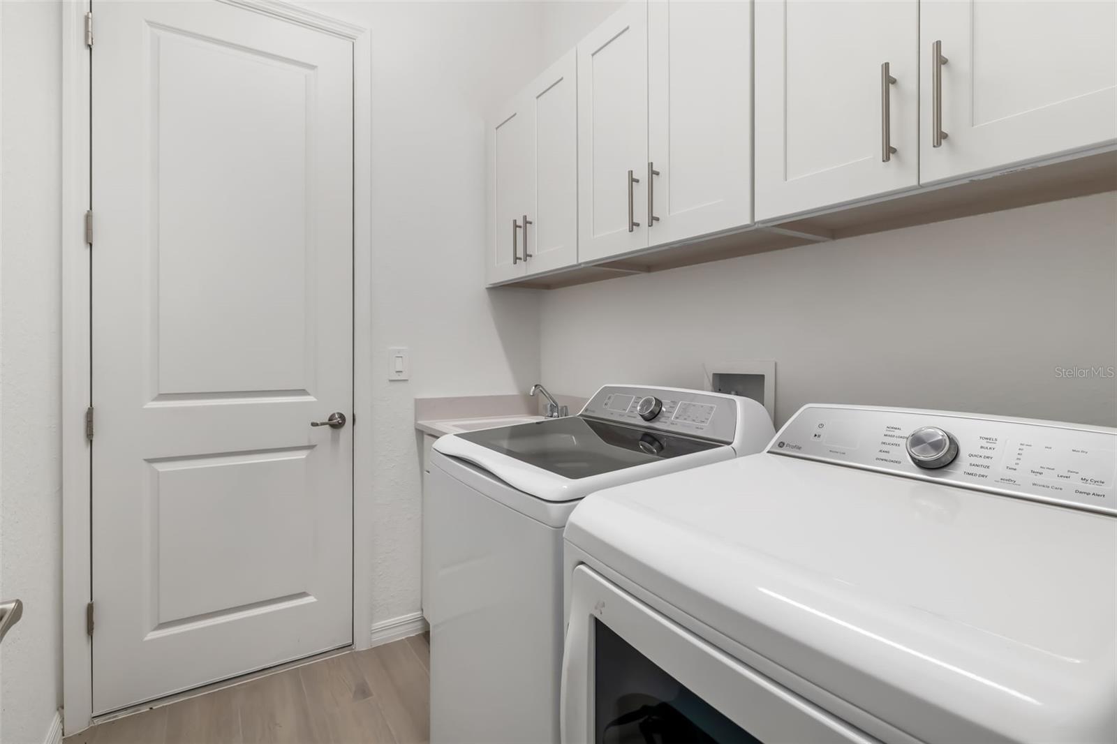 CALUSA COUNTRY CLUB - Residential