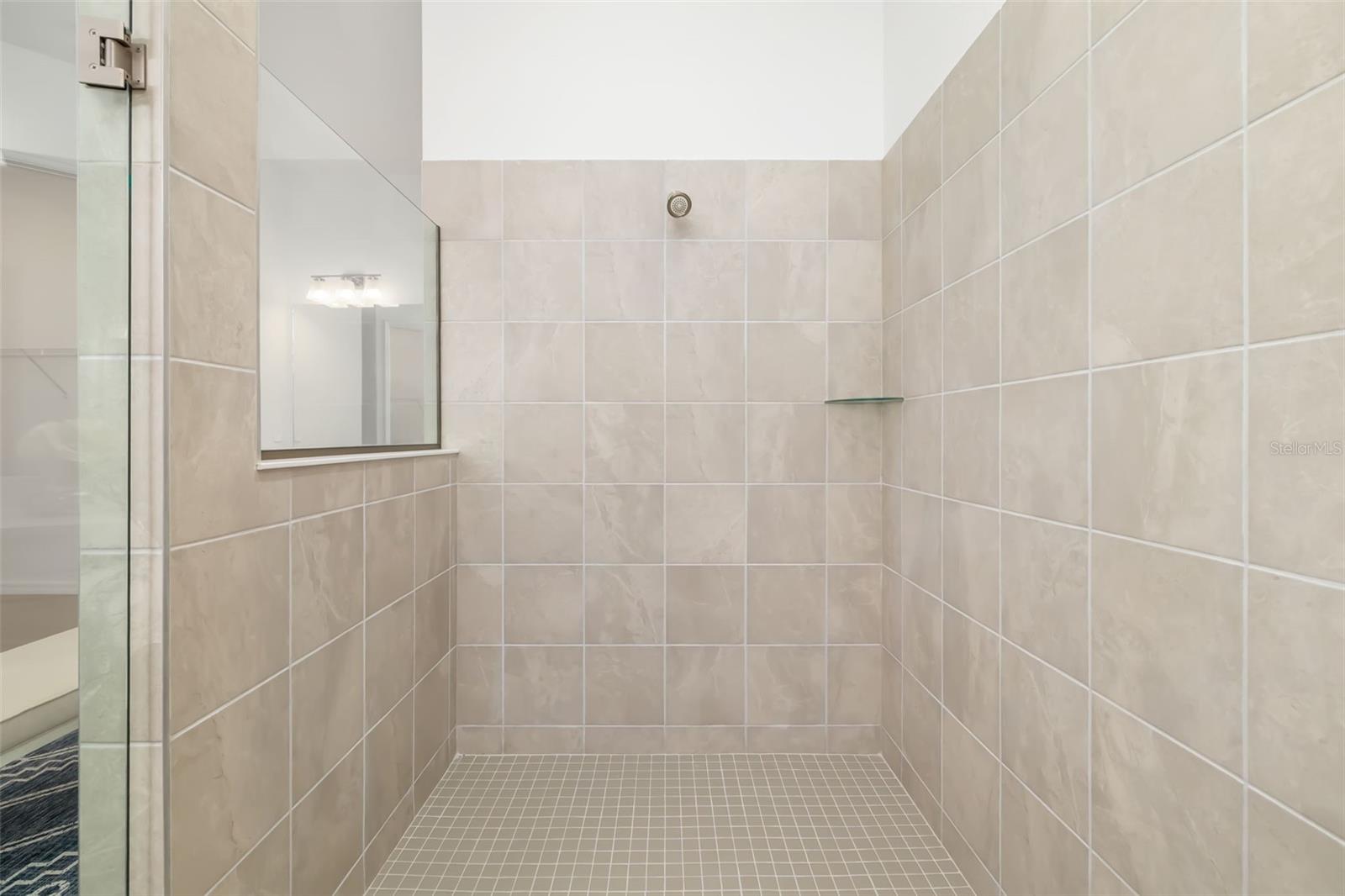 CALUSA COUNTRY CLUB - Residential