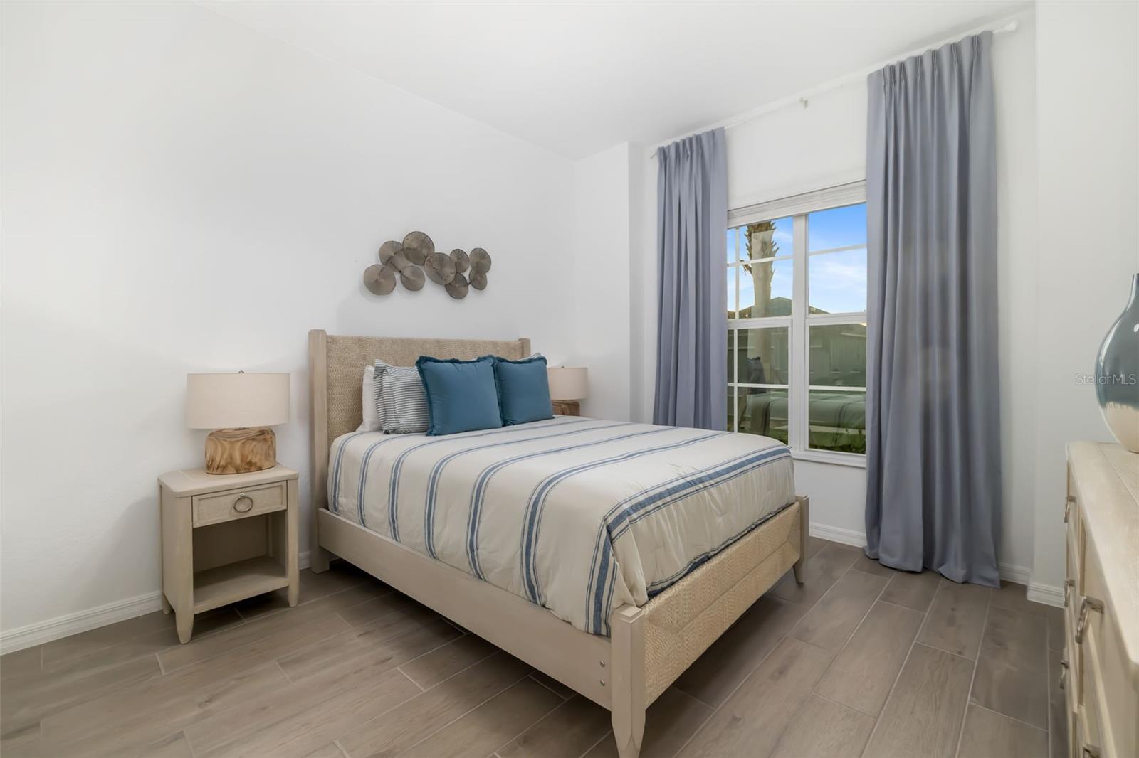 CALUSA COUNTRY CLUB - Residential