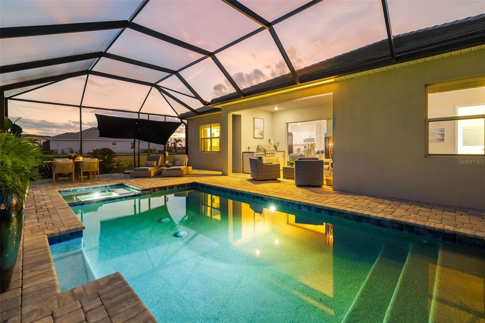 CALUSA COUNTRY CLUB - Residential