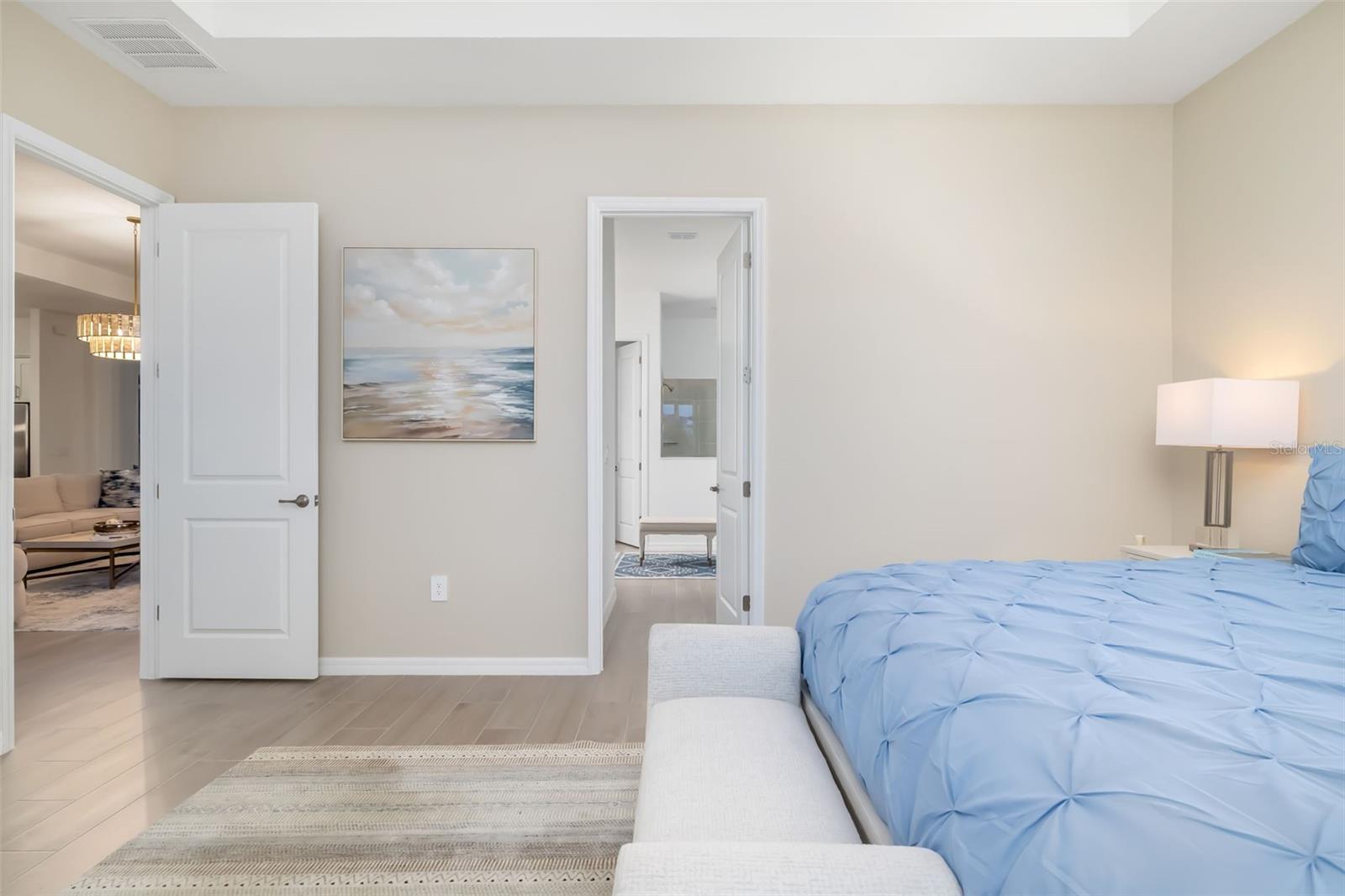 CALUSA COUNTRY CLUB - Residential