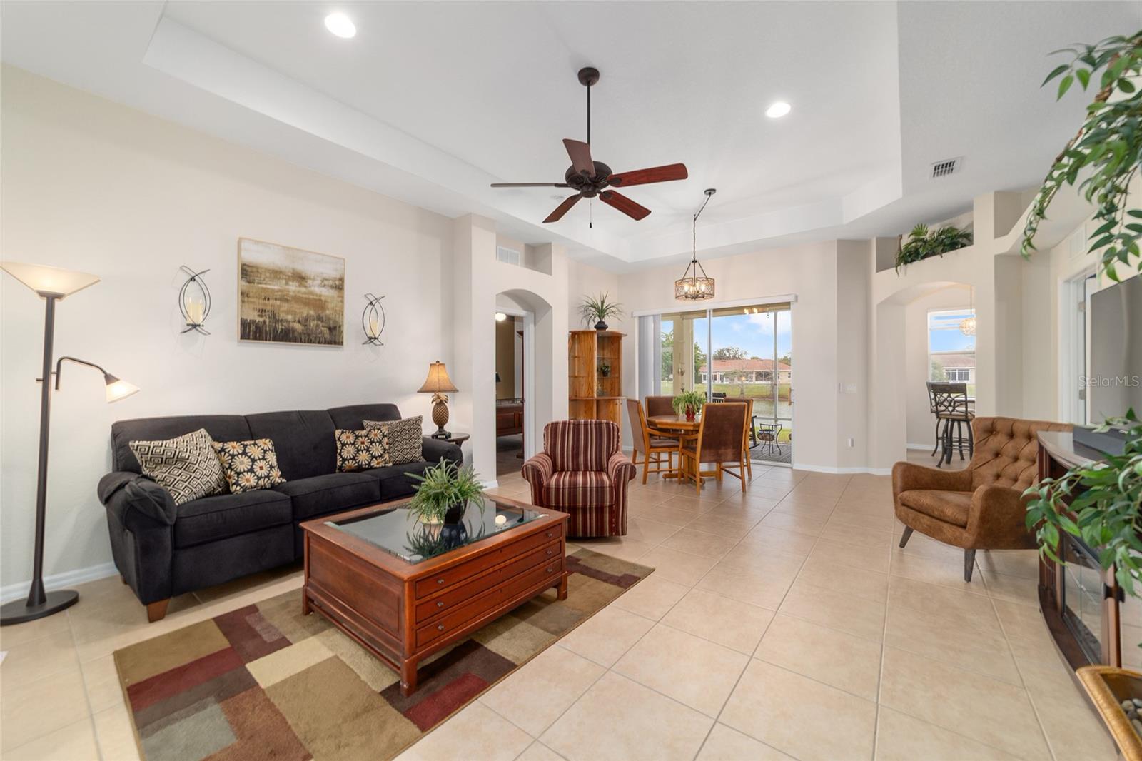 LAKESIDE LANDINGS - AZELA GROVE - Residential