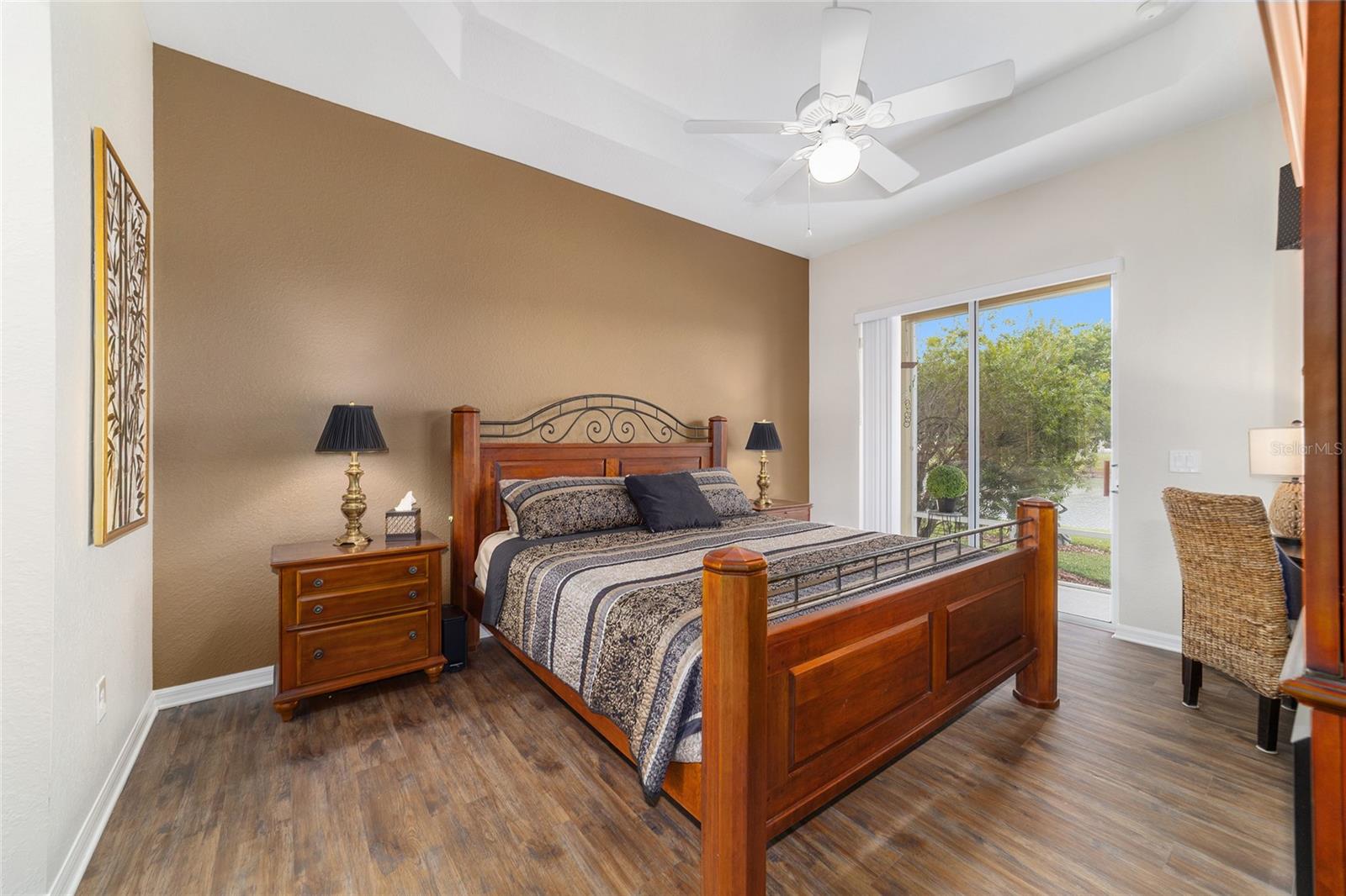 LAKESIDE LANDINGS - AZELA GROVE - Residential