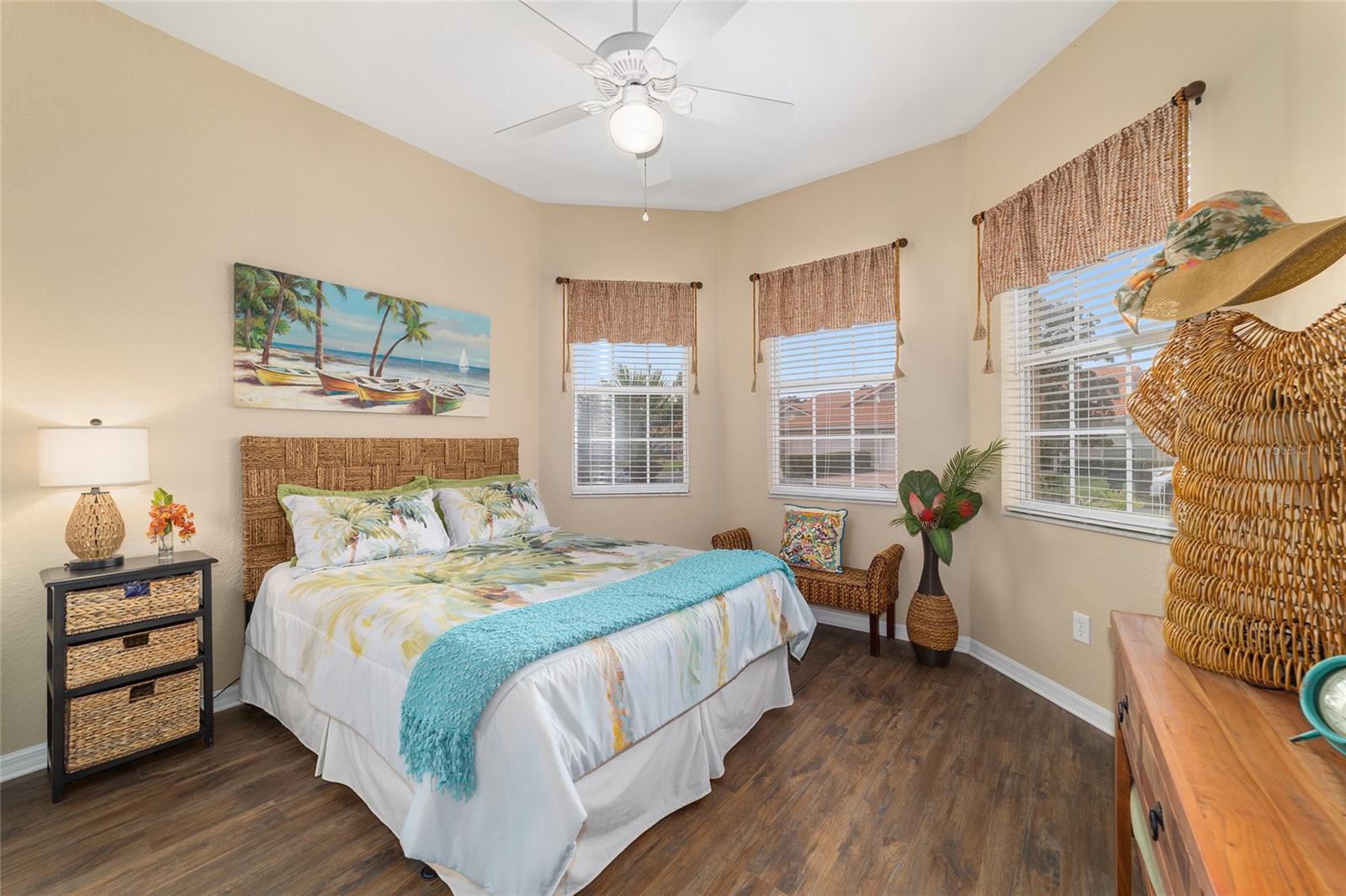 LAKESIDE LANDINGS - AZELA GROVE - Residential