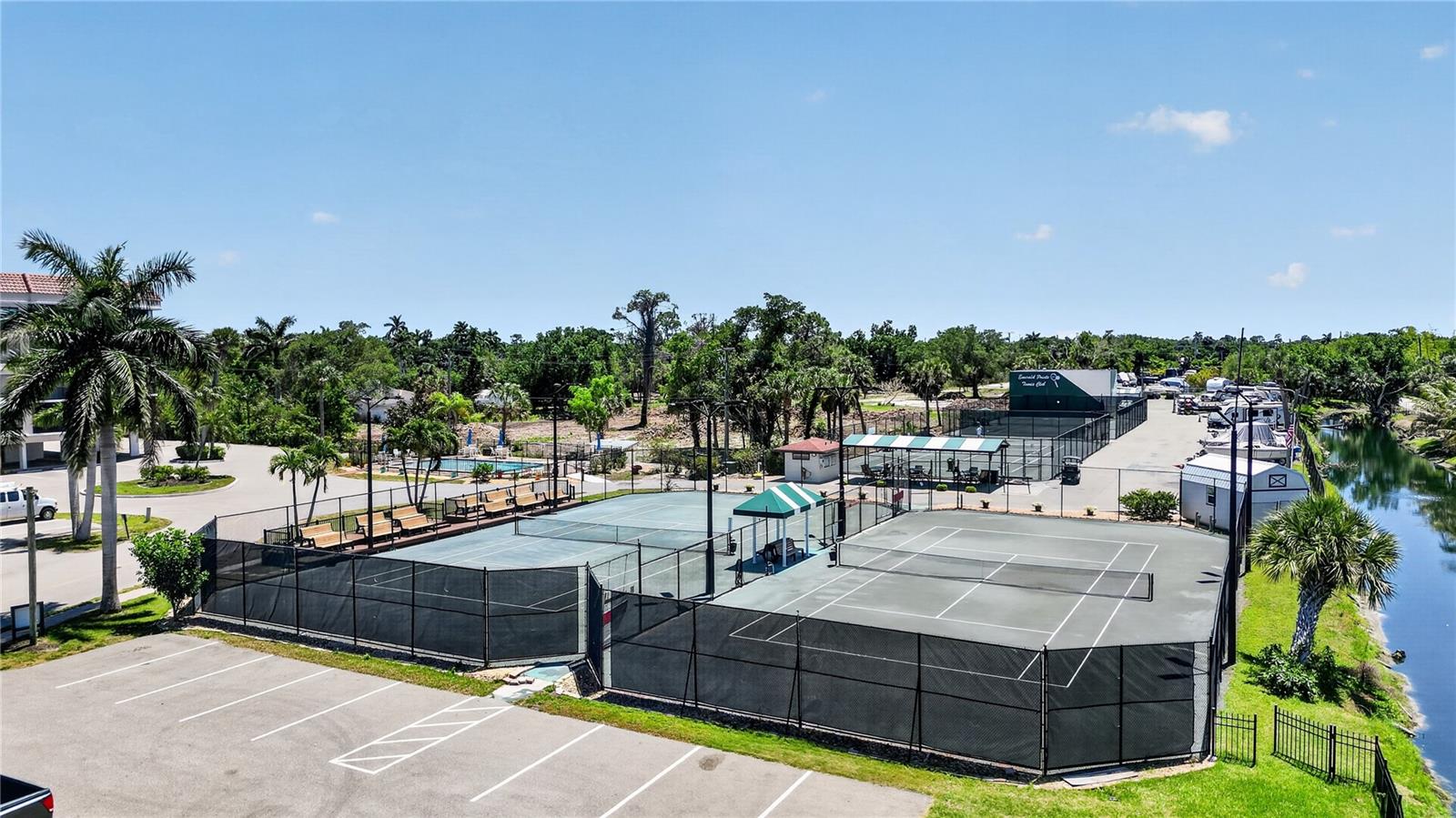 EMERALD POINTE PH 06 BLDG E - Residential