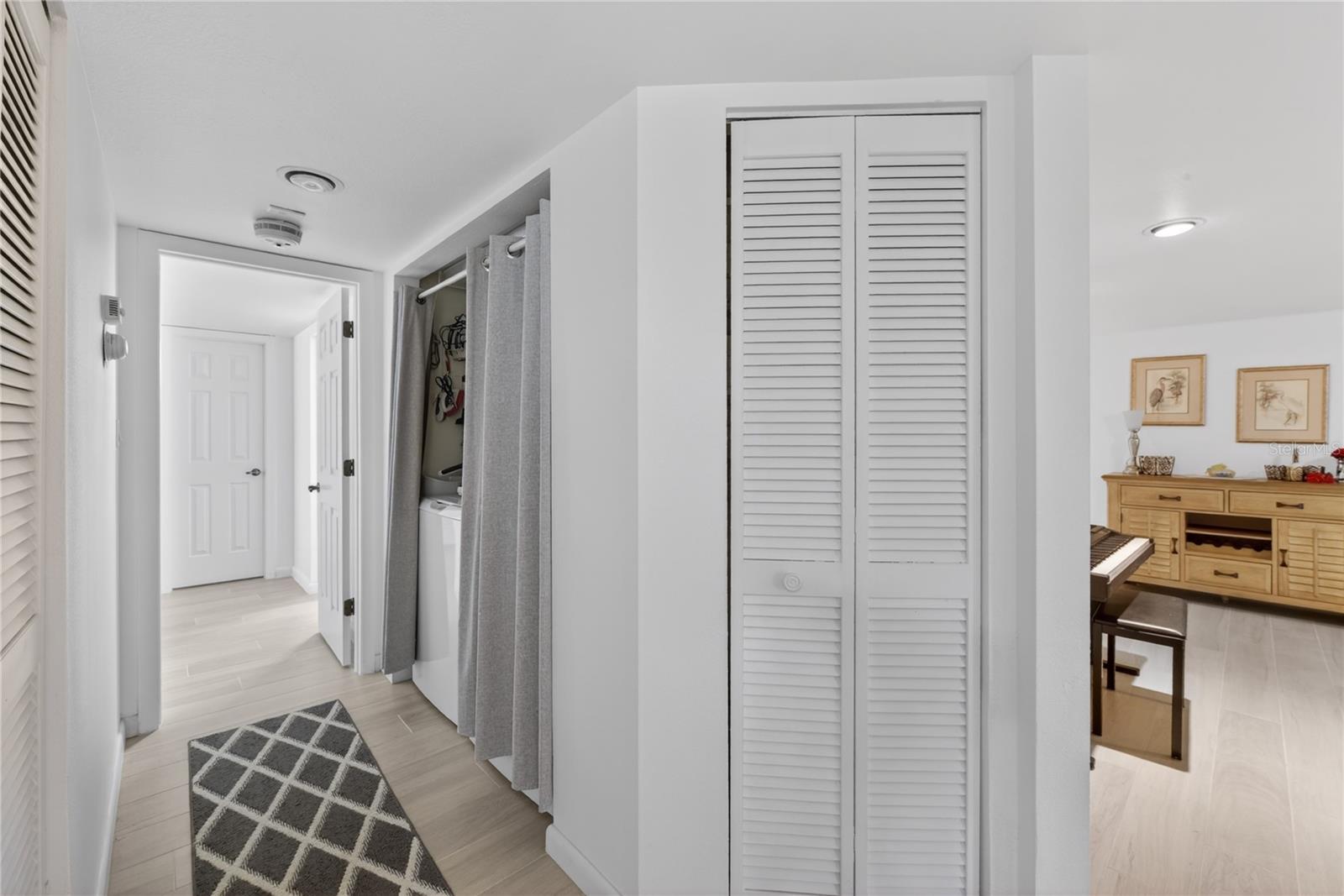 EMERALD POINTE PH 06 BLDG E - Residential