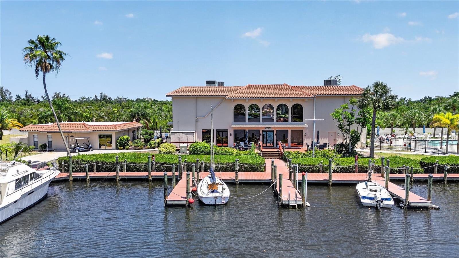 EMERALD POINTE PH 06 BLDG E - Residential