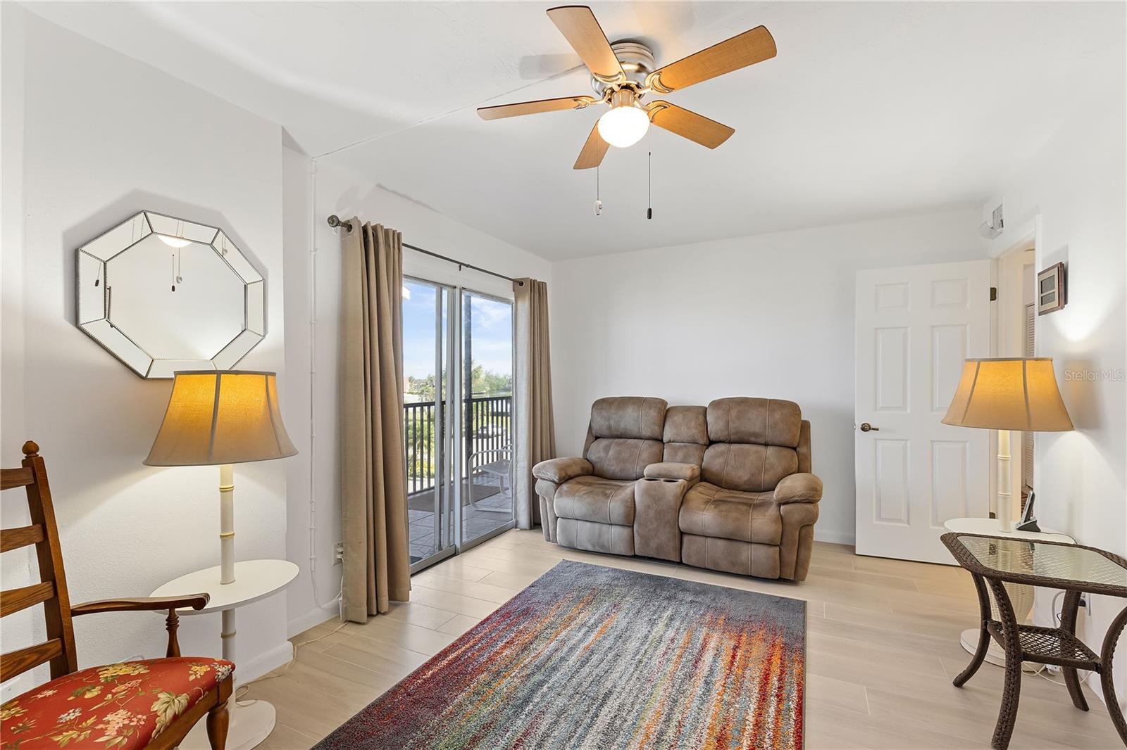 EMERALD POINTE PH 06 BLDG E - Residential