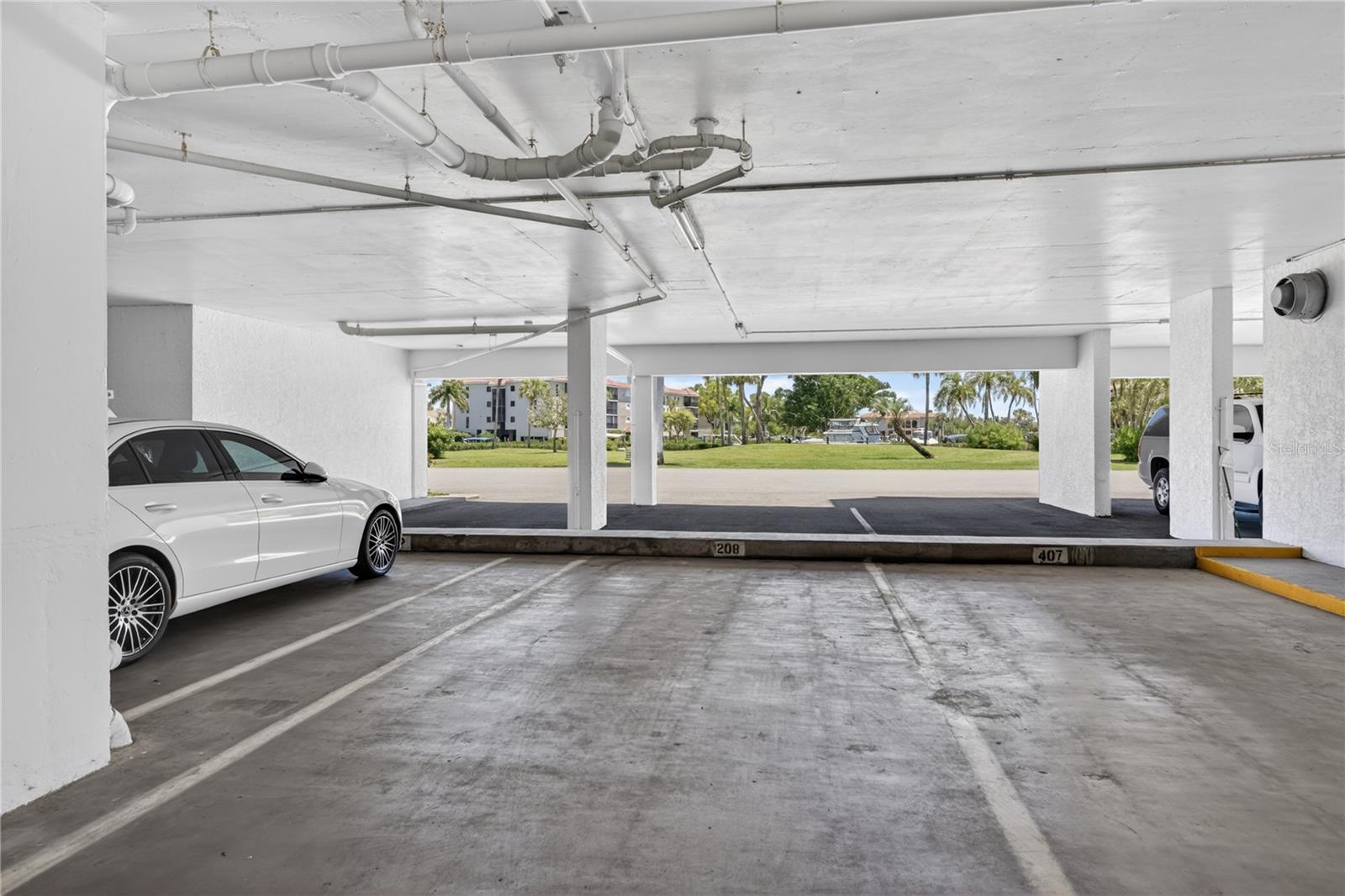 EMERALD POINTE PH 06 BLDG E - Residential