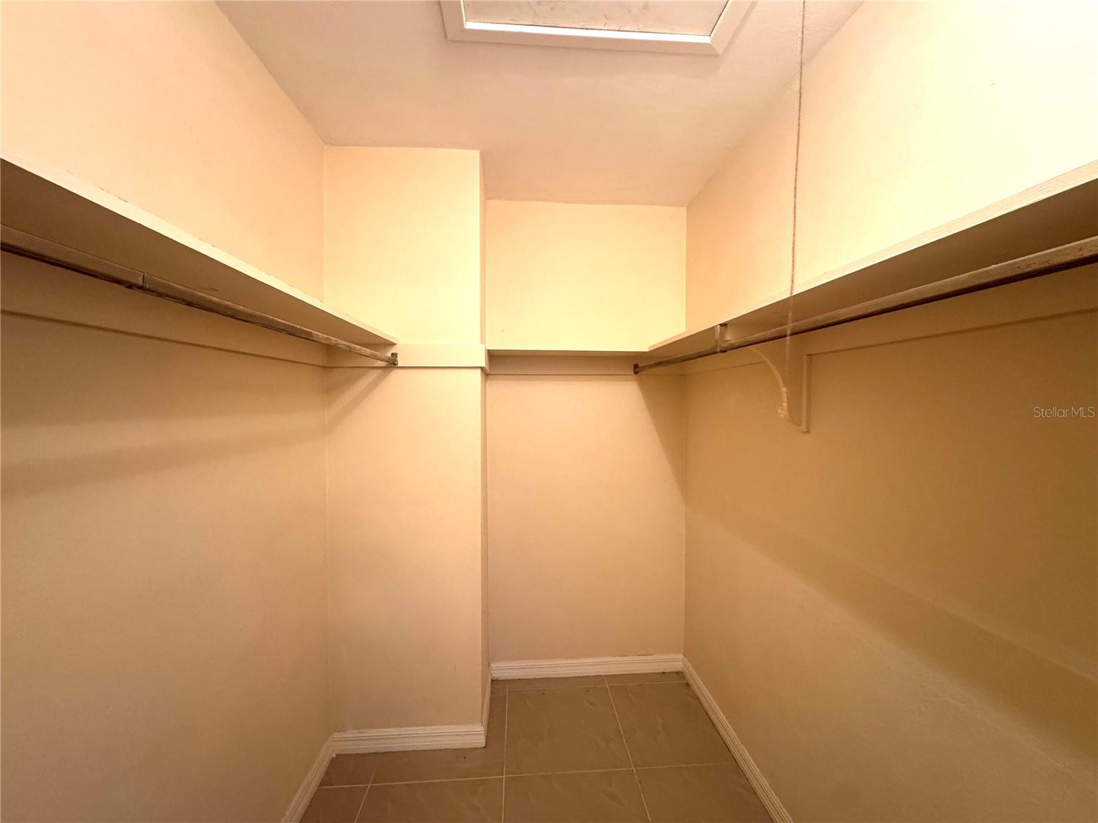 OAKLAND ESTATES 1ST SEC - Residential Lease