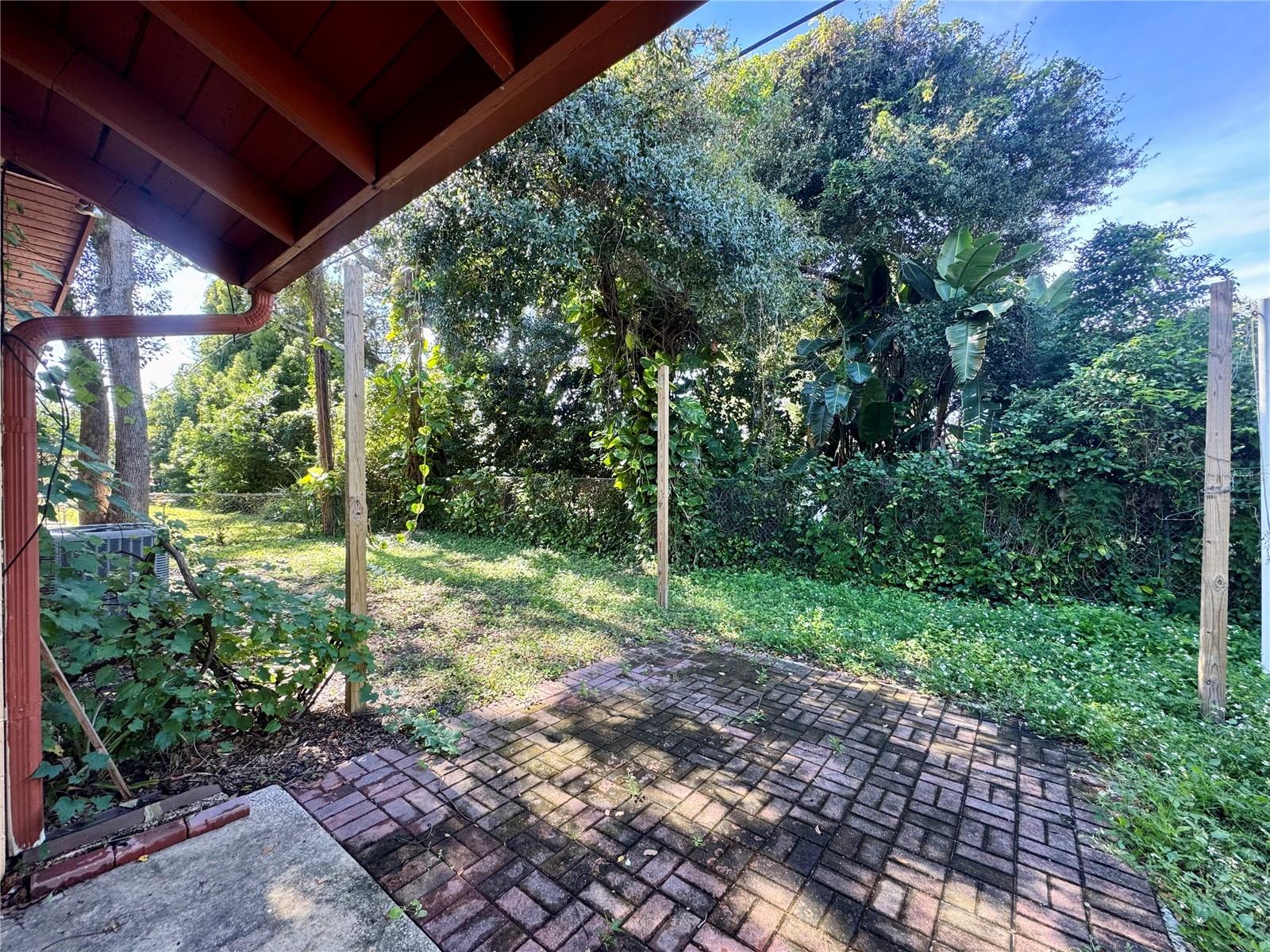 OAKLAND ESTATES 1ST SEC - Residential Lease