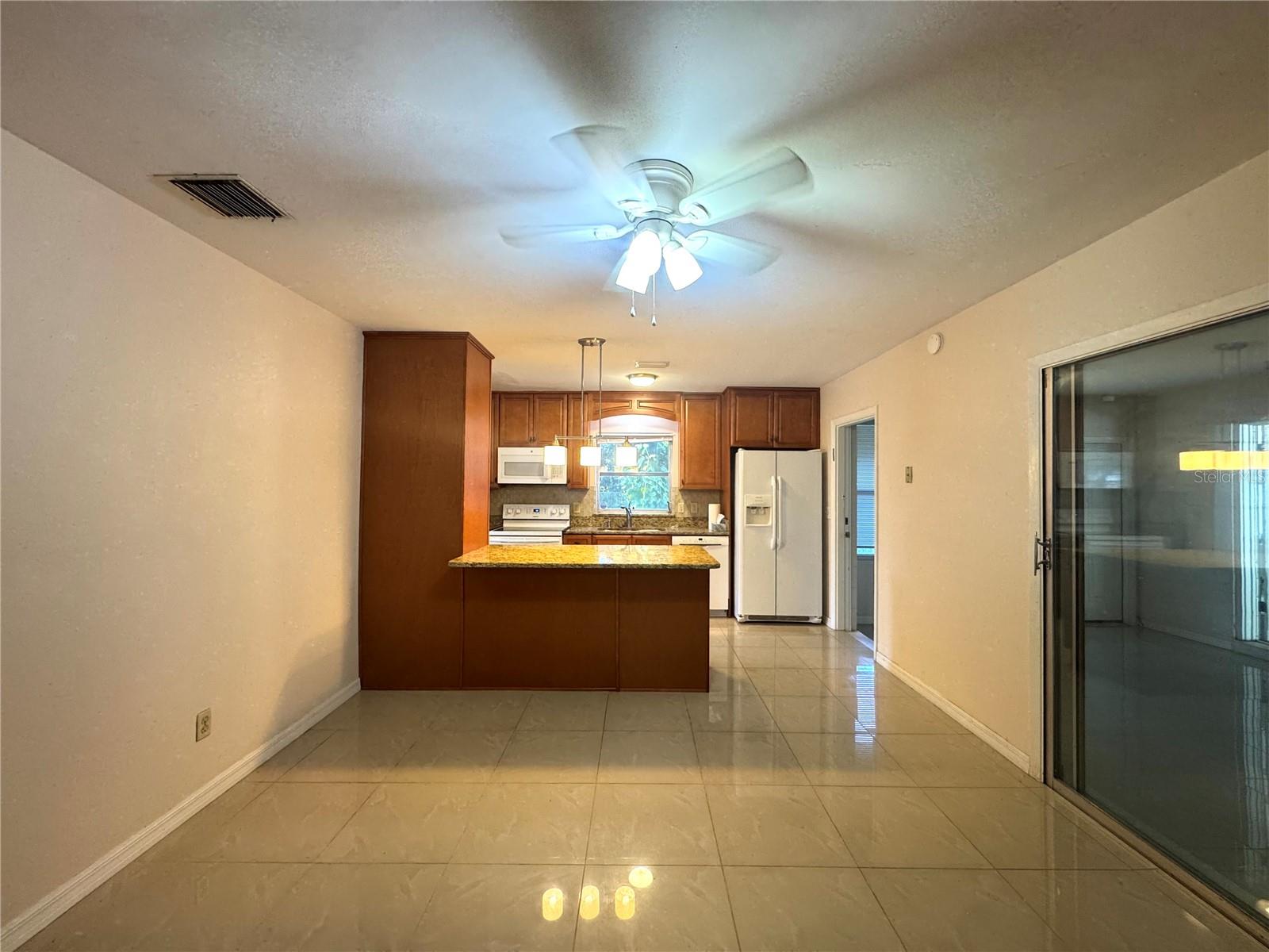 OAKLAND ESTATES 1ST SEC - Residential Lease