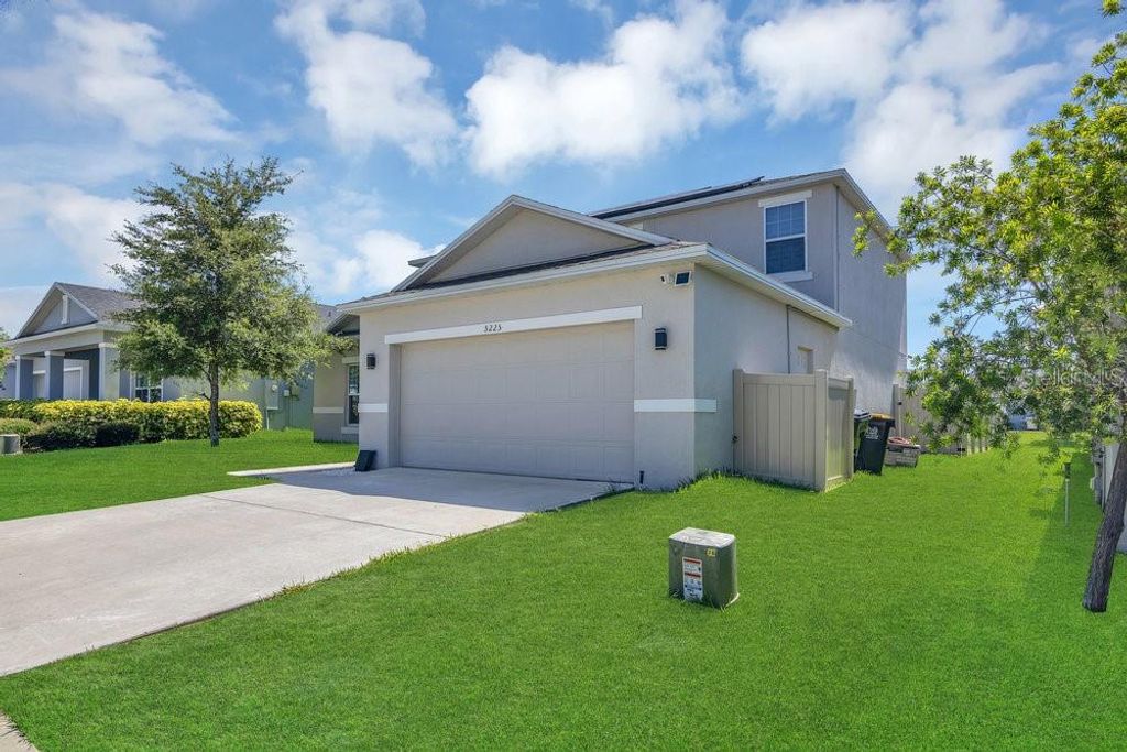 Photo of 5225 Tuscany Lane, Davenport, FL 33897 (MLS # S5143526)