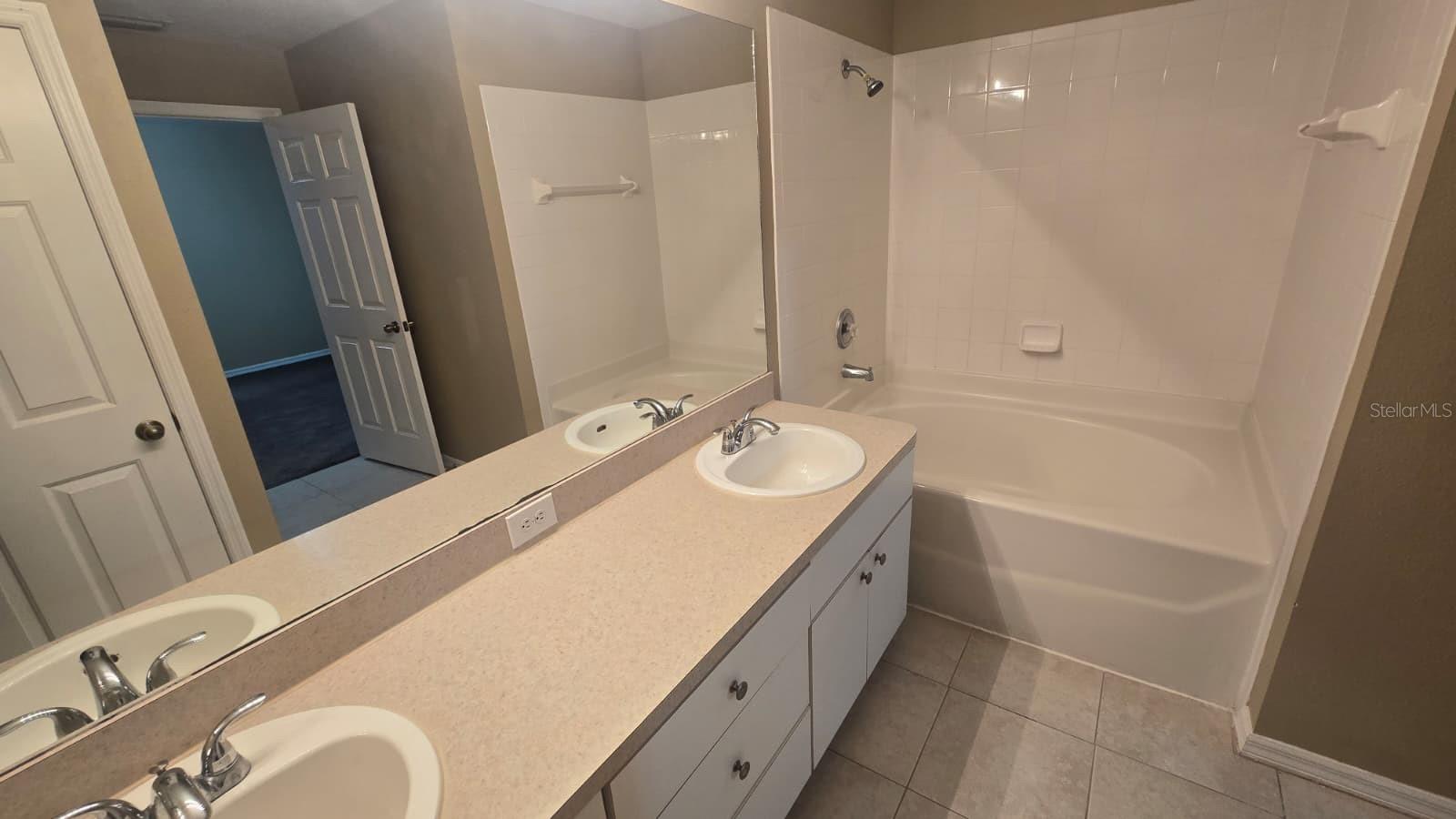 BLOOMINGDALE RIDGE - Residential