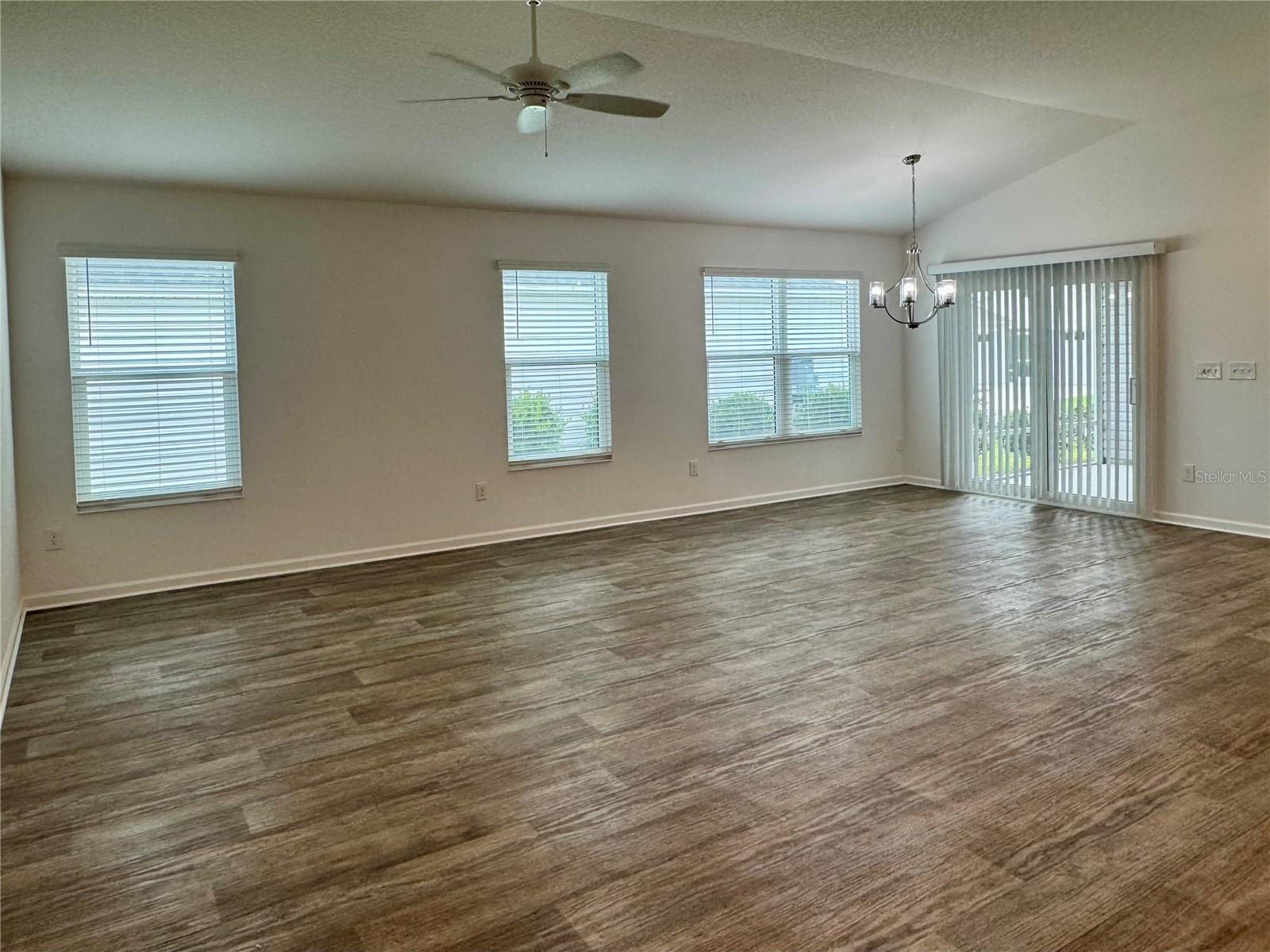 6316 WHITTLE COURT