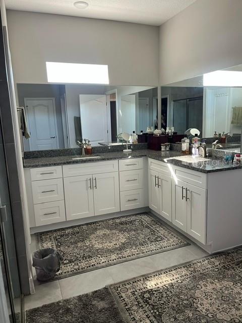 RAVEN HILL - Residential