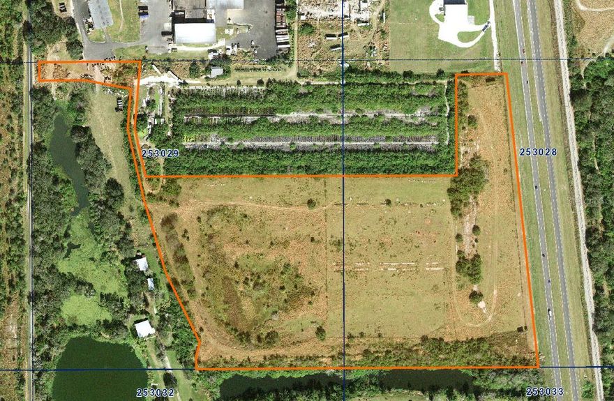 Situated at the heart of one of the nation's top industrial markets, this 33 acre property presents an unrivaled opportunity for industrial and business development in Central Florida. With an impressive 1,275 feet of total frontage on US Hwy 17 South, this site ensures maximum visibility. Also has 80' of frontage on Old Homeland Rd. where car traffic can also be approved.  Approximately 85% of the land is uplands. Nestled in Central Florida, this property provides excellent access to the region's pivotal road network, positioning it as an ideal distribution hub for a vast range of industries.   Only 20 minutes from Polk Parkway and less than 30 minutes to I-4!