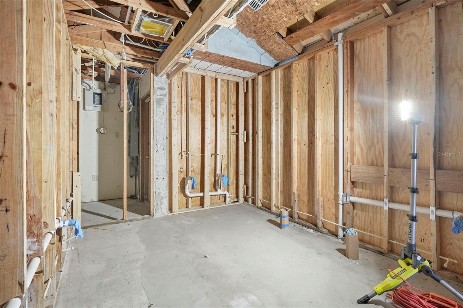 APOPKA TOWN - Commercial Sale