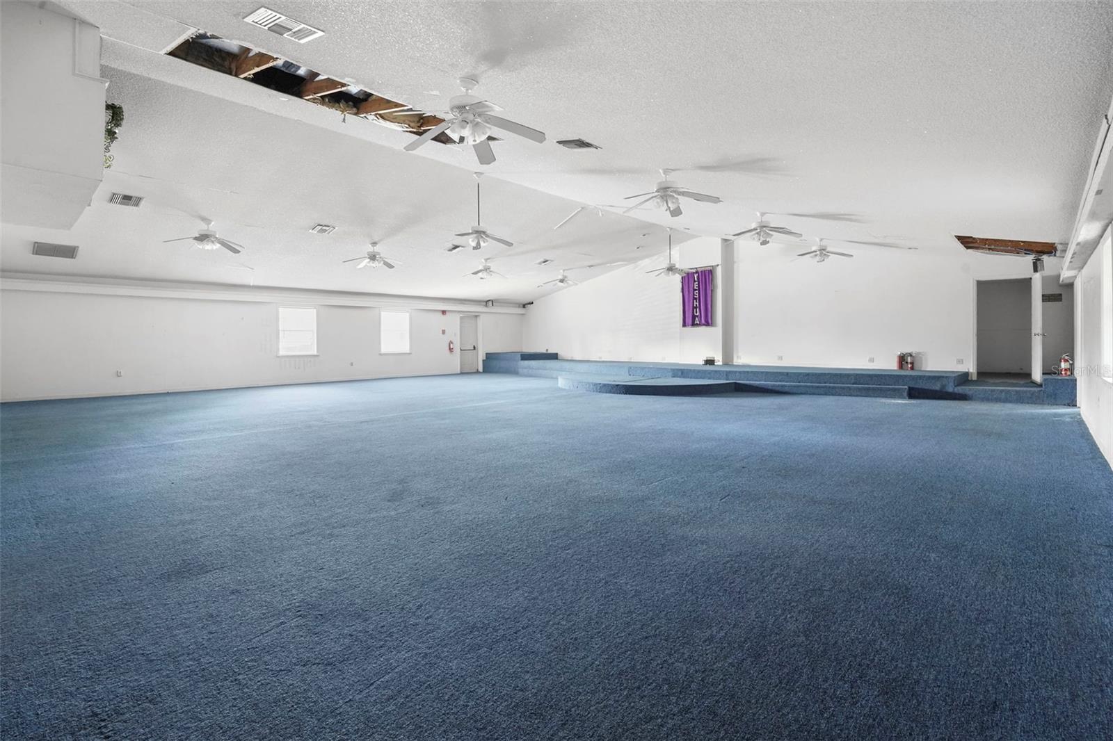 APOPKA TOWN - Commercial Sale