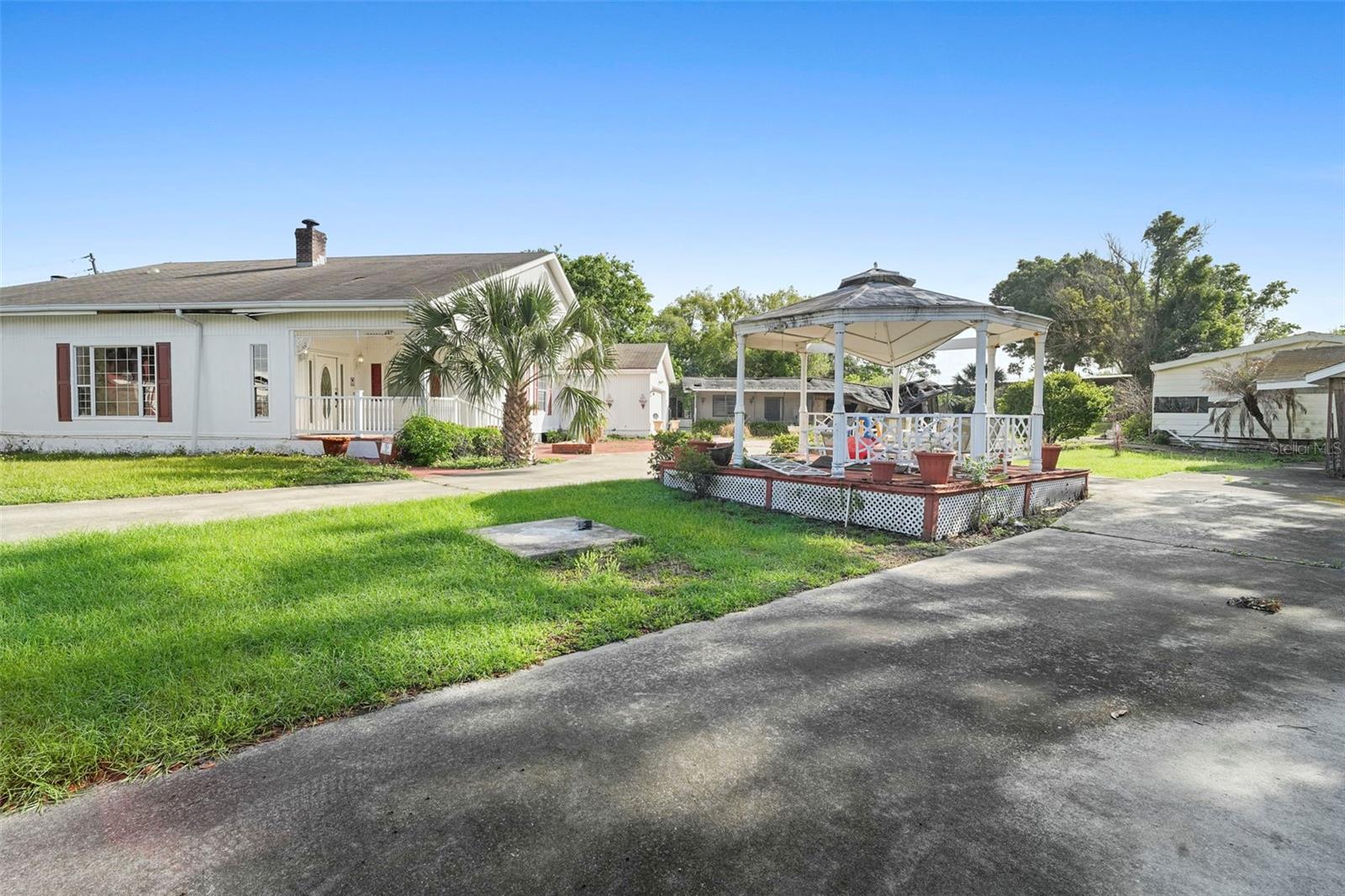 227 S HAWTHORNE AVENUE