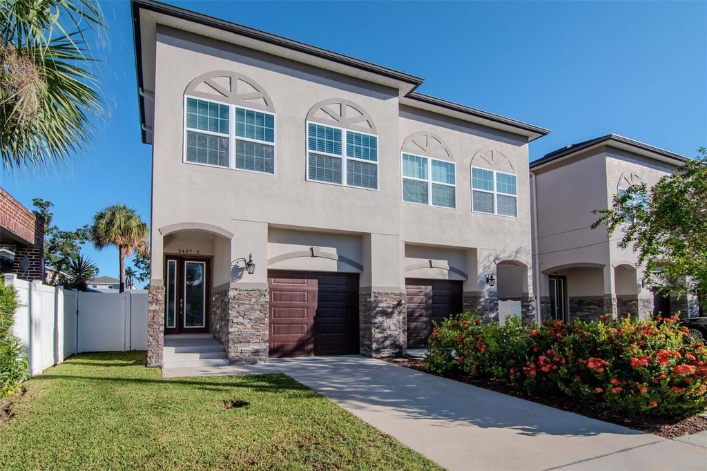 Photo of 2407 W North B Street #2, Tampa, FL 33609 (MLS # TB8440567)