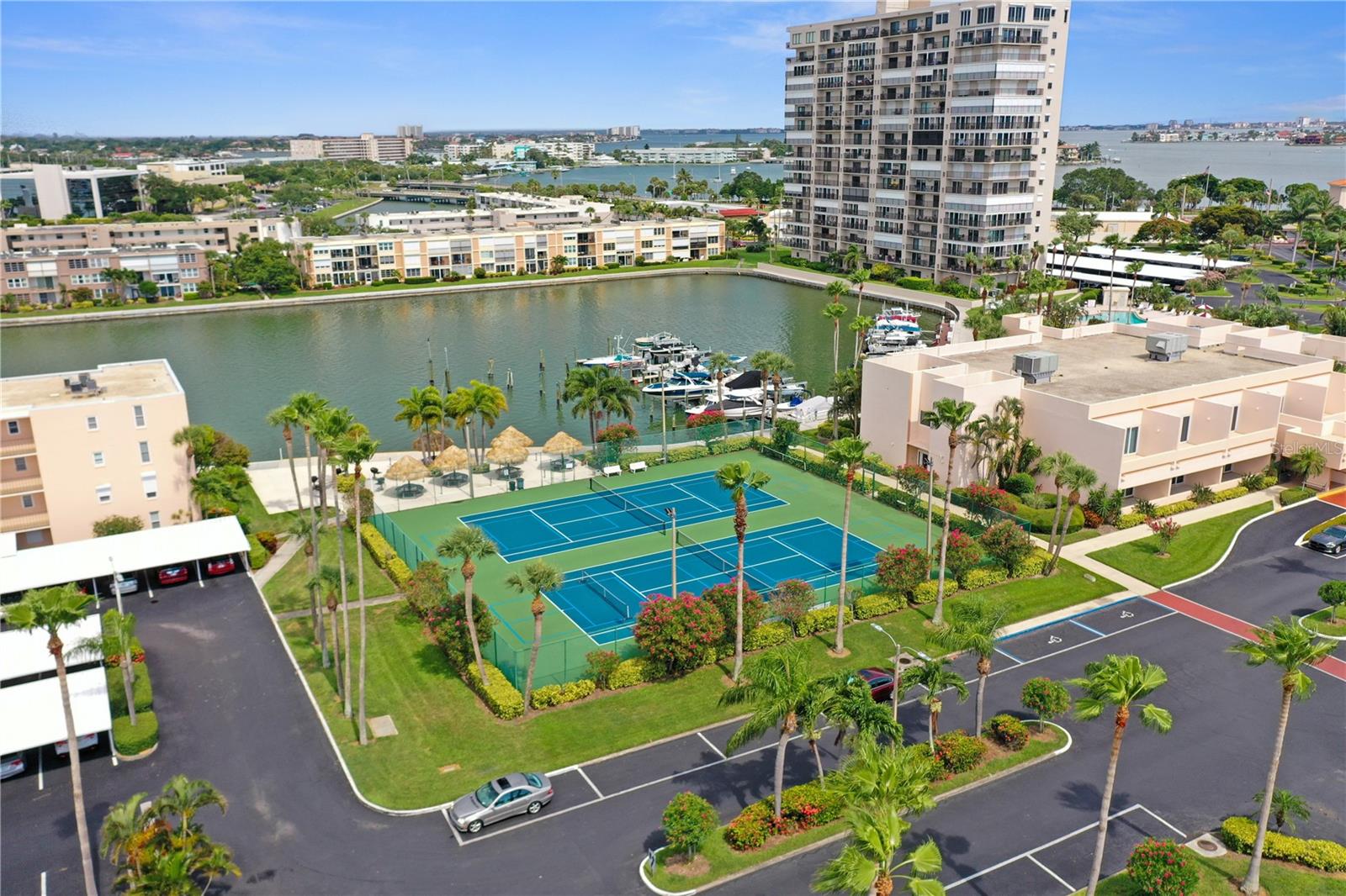 BAY ISLAND GROUP 8 - Residential Lease