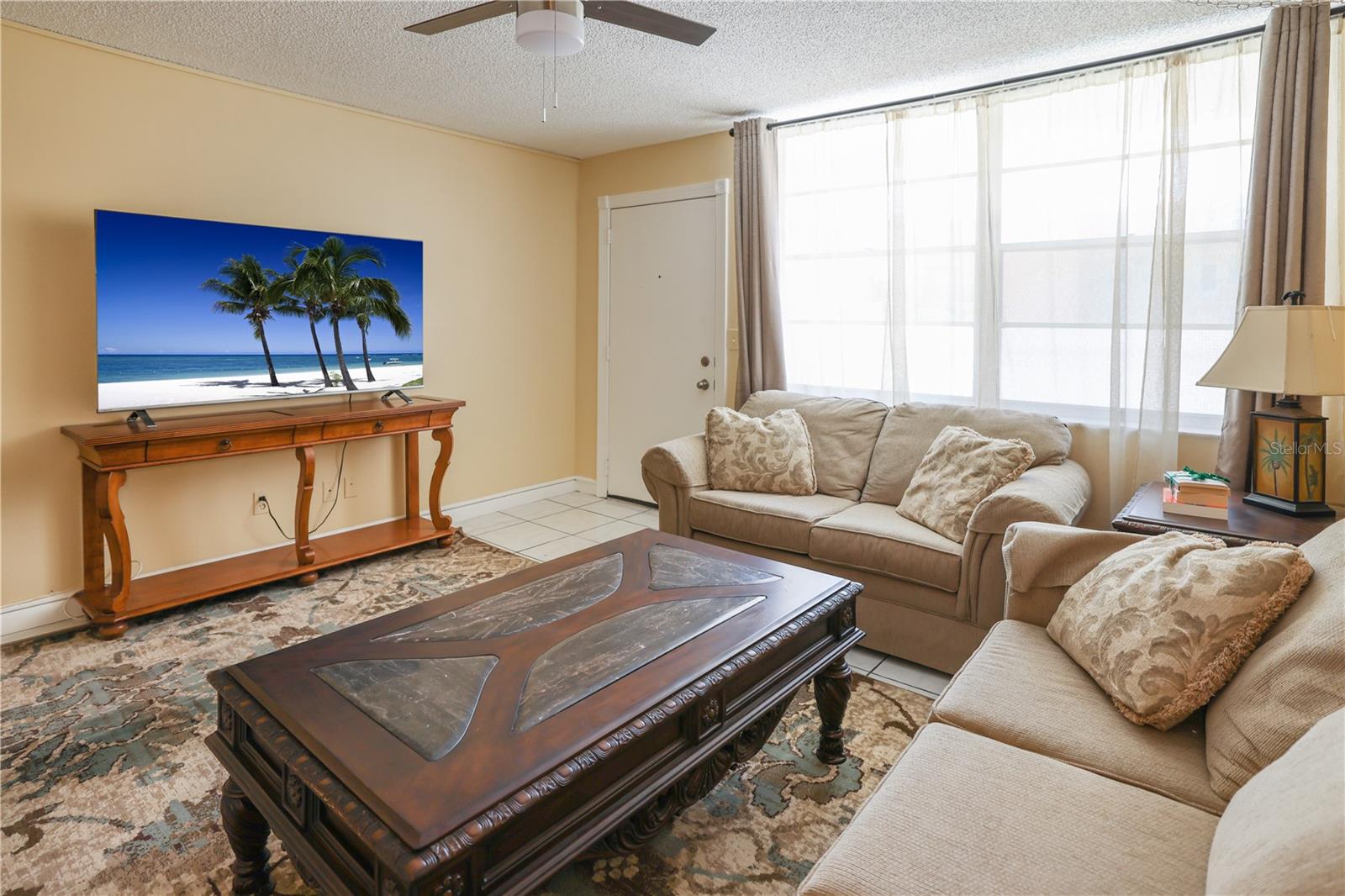 BAY ISLAND GROUP 8 - Residential Lease