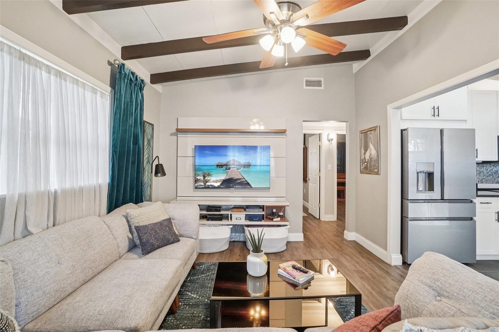 OAKELLARS - Residential