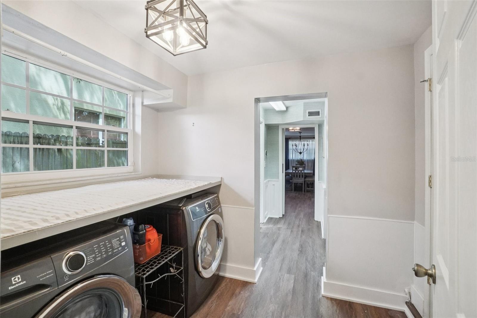 OAKELLARS - Residential