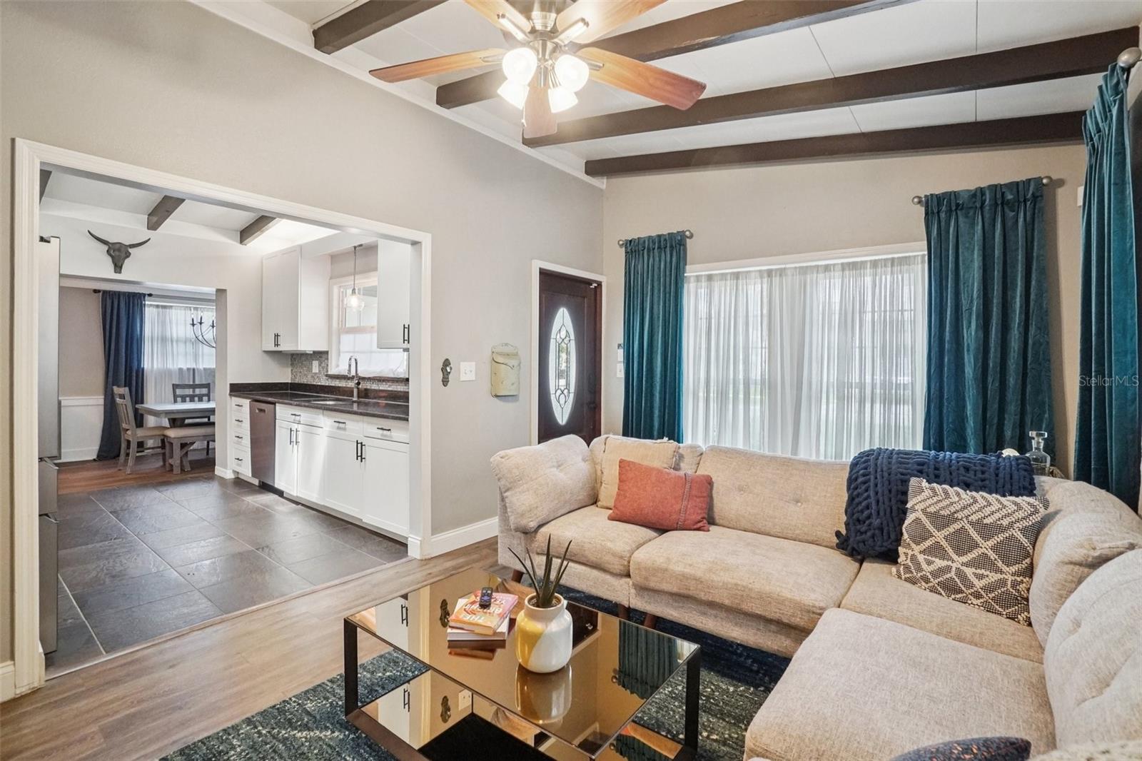 OAKELLARS - Residential