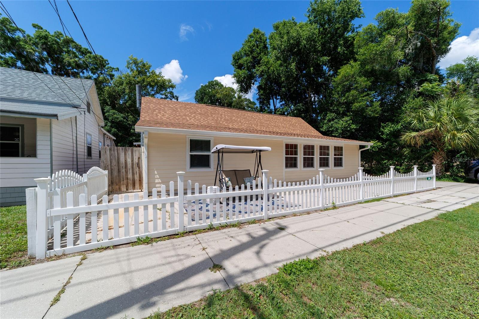 TOWN/DUNNELLON - Residential