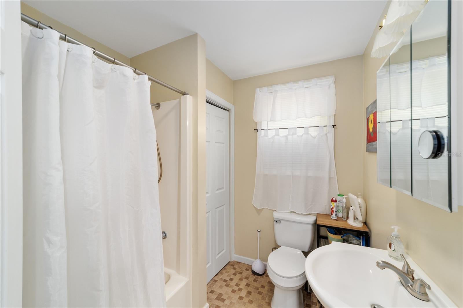 TOWN/DUNNELLON - Residential