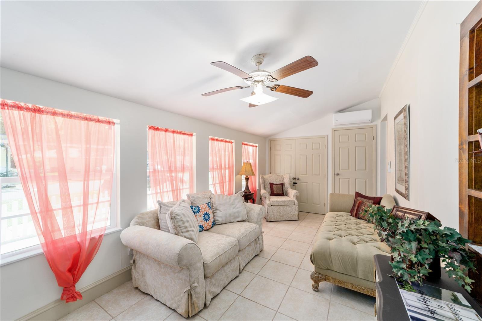 TOWN/DUNNELLON - Residential