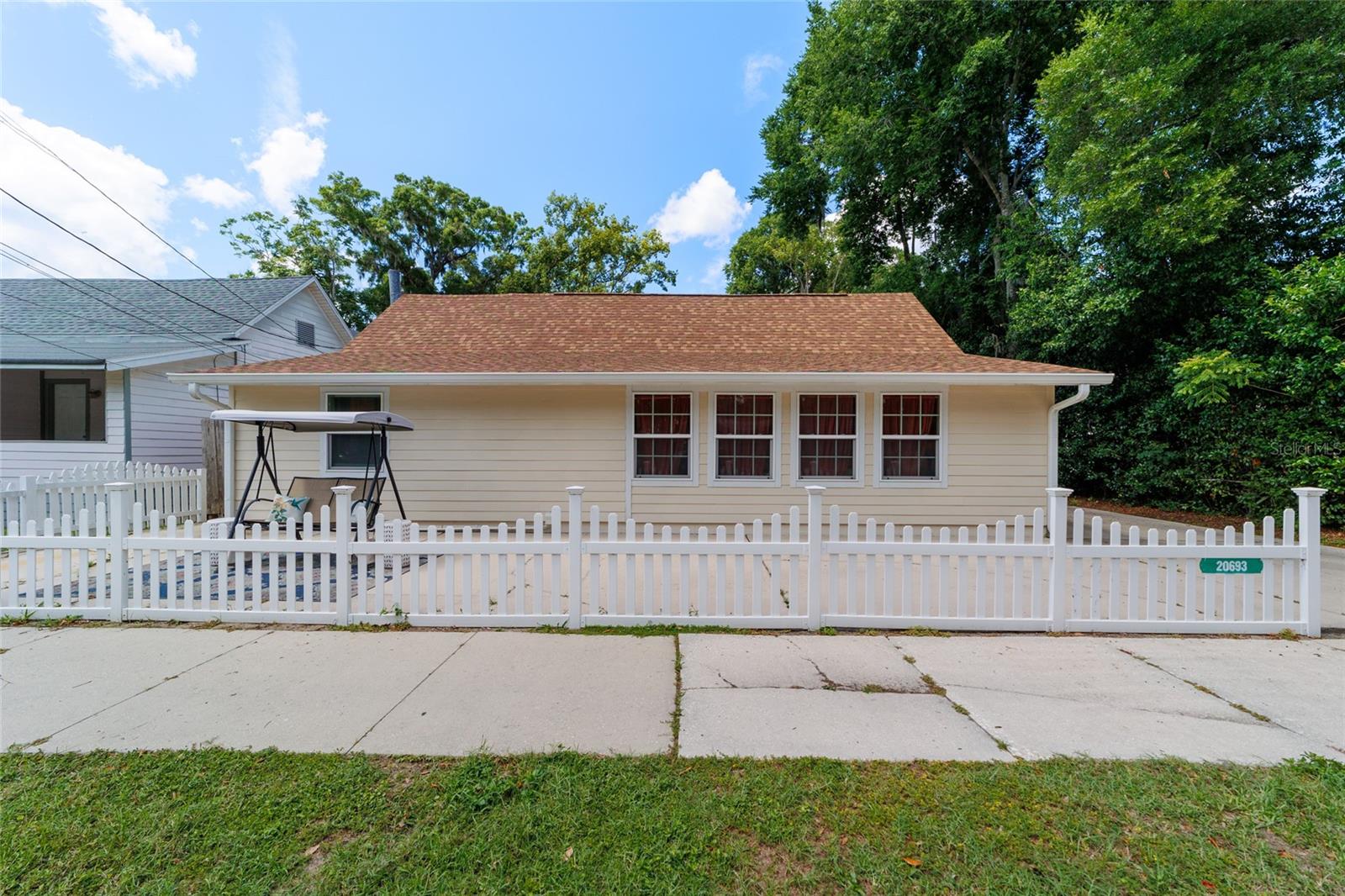 TOWN/DUNNELLON - Residential